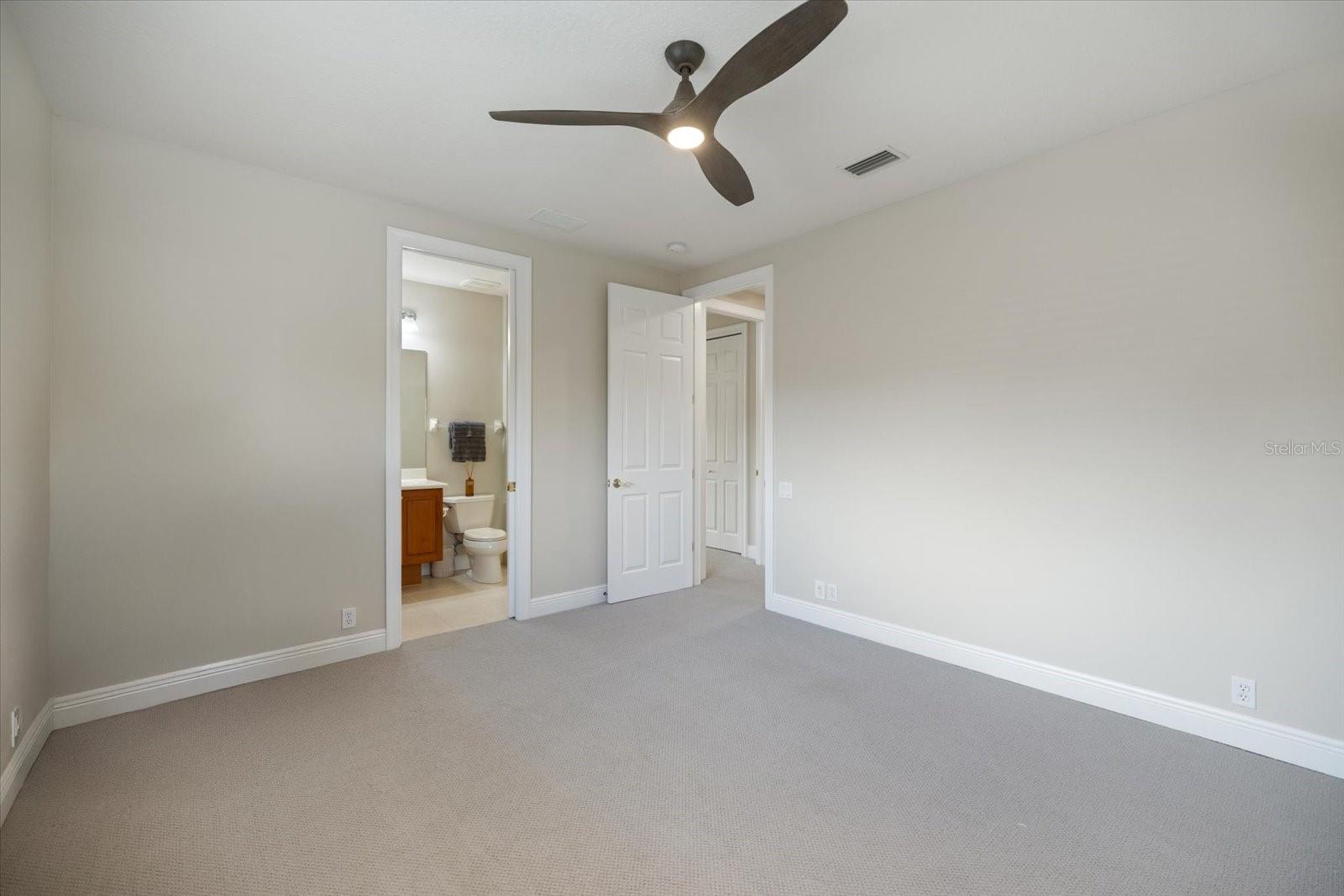 Image 31 of 57 For 4778 Mainsail Drive