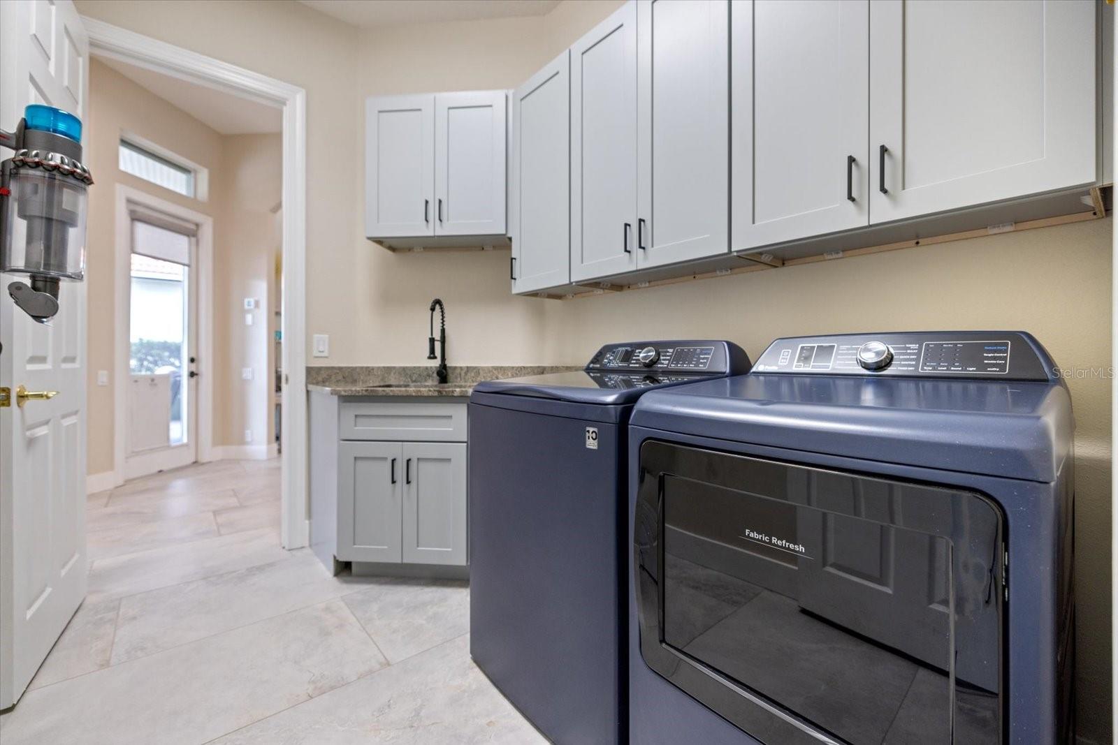 Image 32 of 57 For 4778 Mainsail Drive