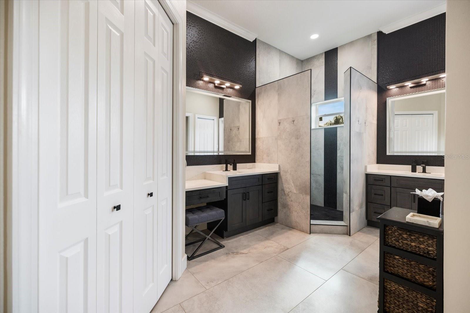 Image 33 of 57 For 4778 Mainsail Drive