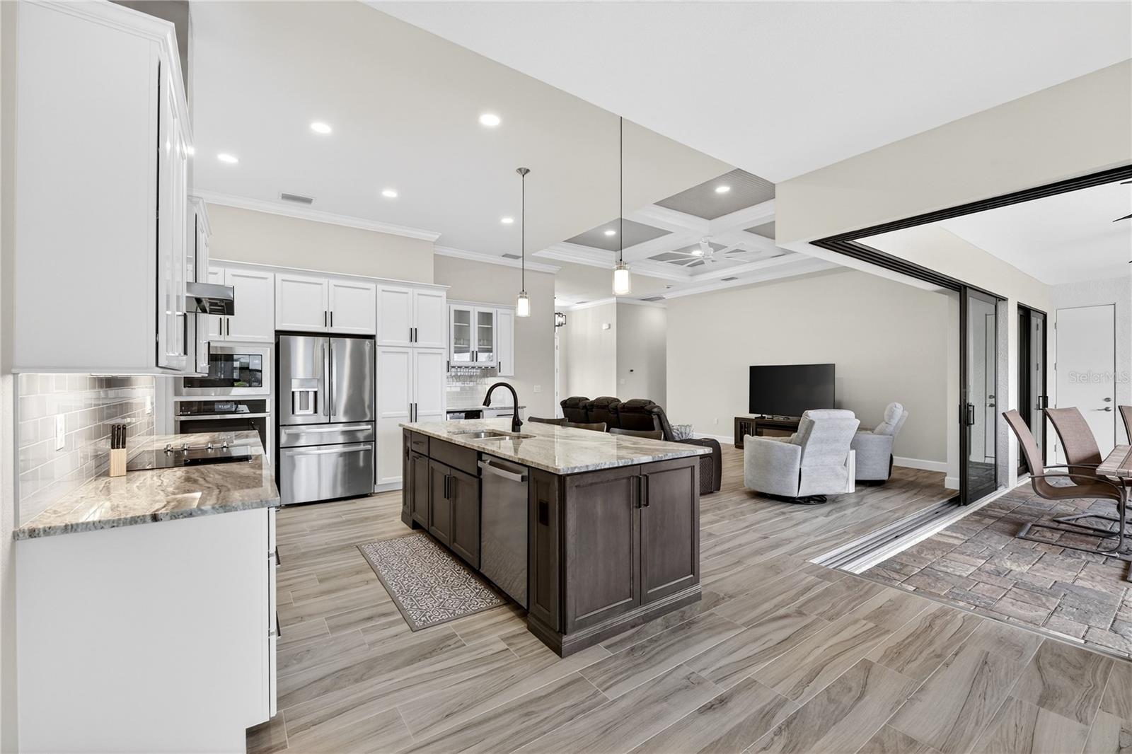 Image 17 of 46 For 609 Monaco Drive