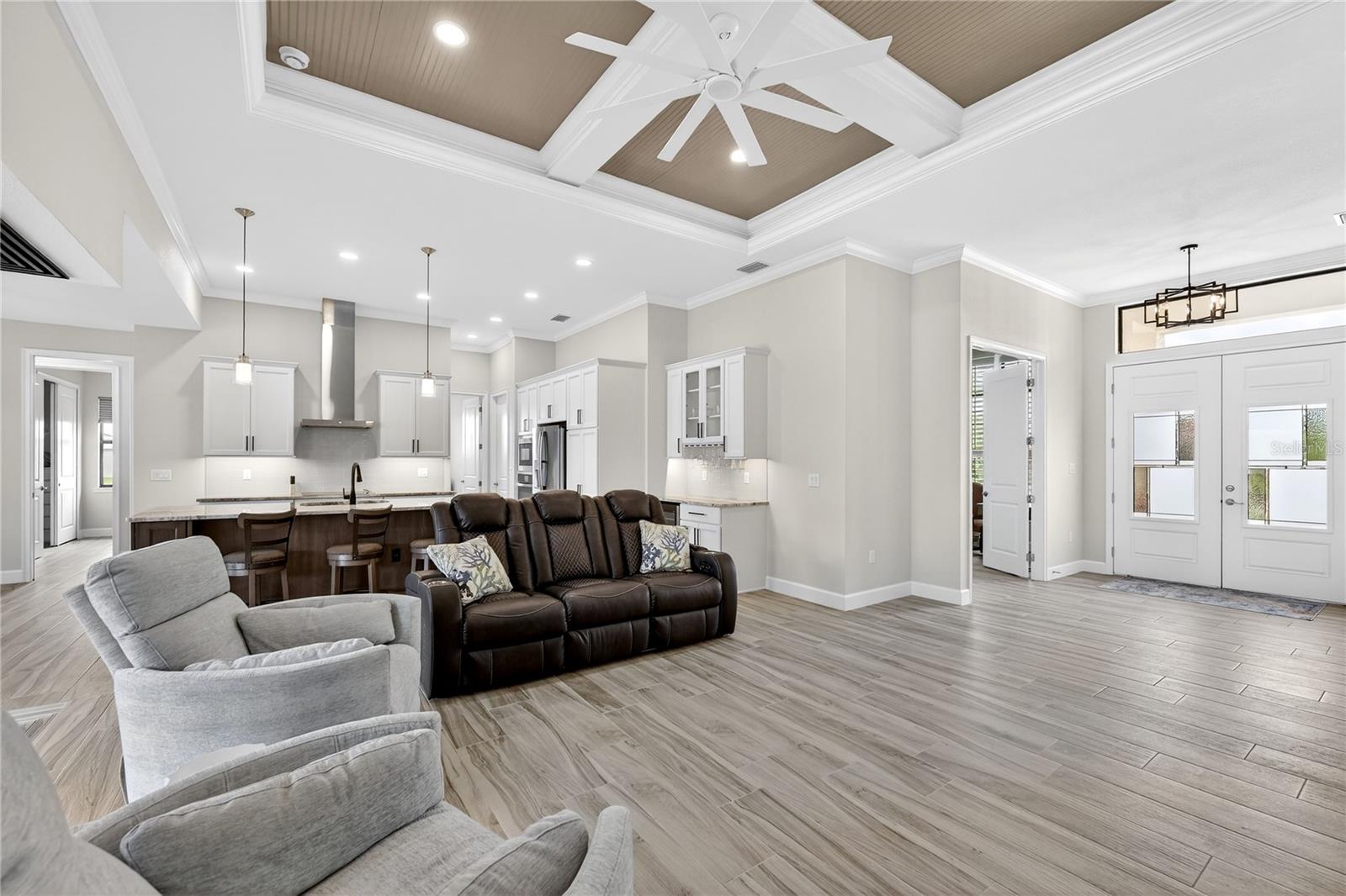 Image 18 of 46 For 609 Monaco Drive