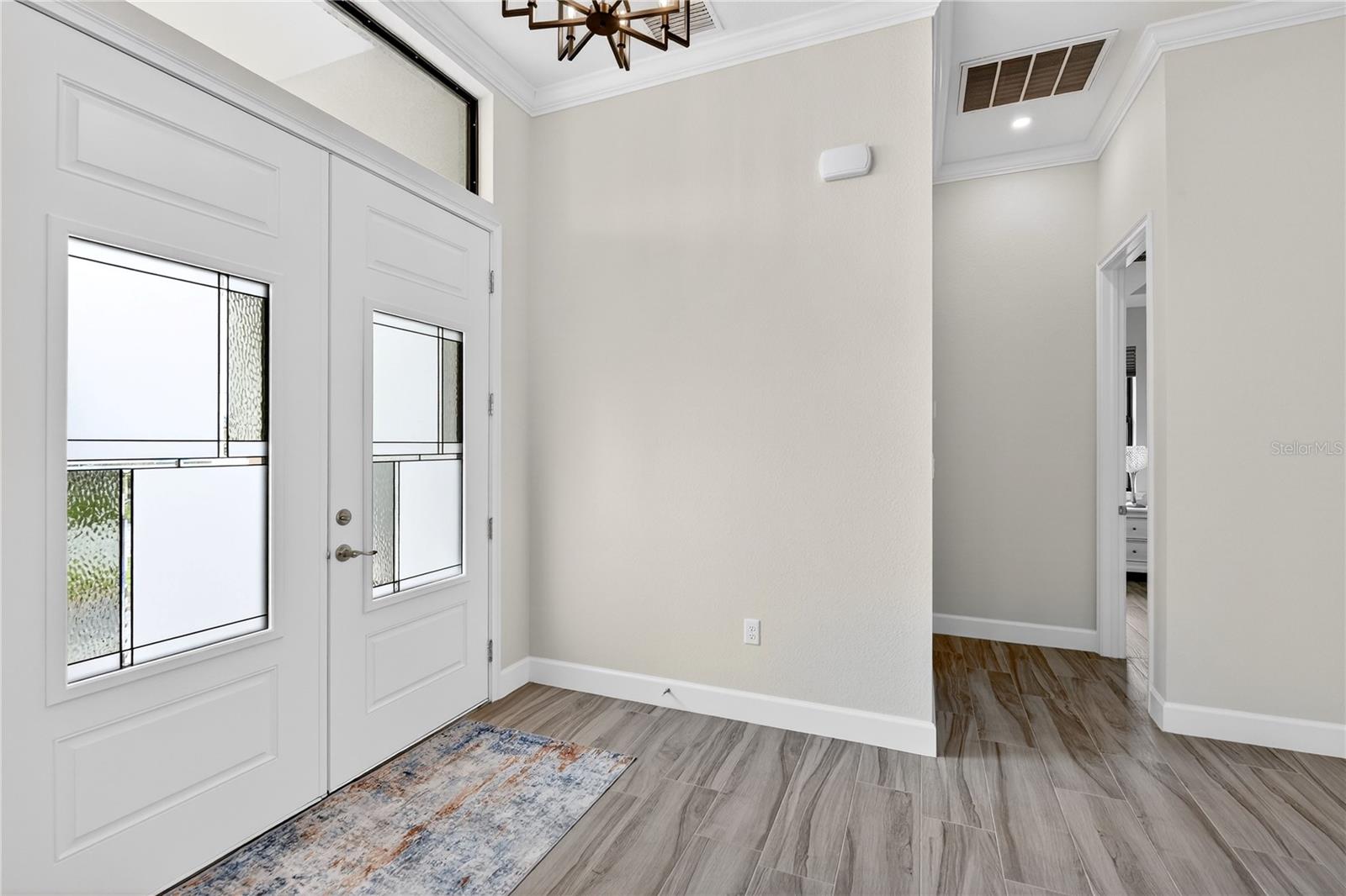 Image 27 of 46 For 609 Monaco Drive