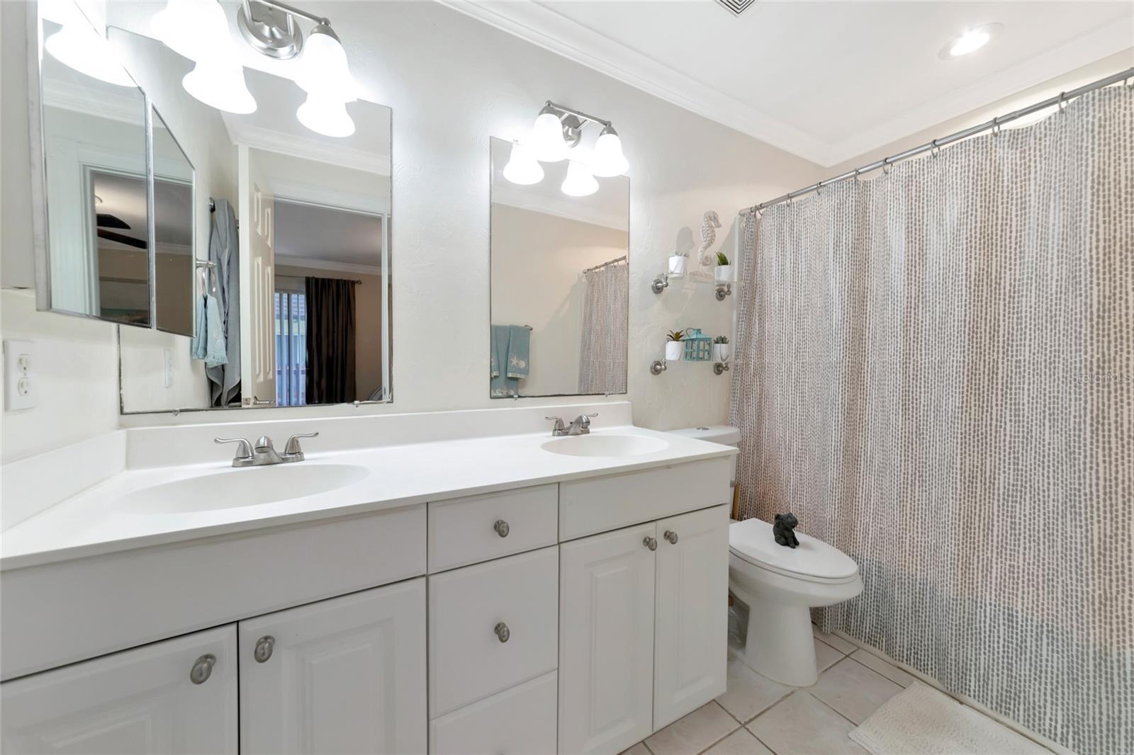 Image 33 of 37 For 3225 Ramblewood Drive