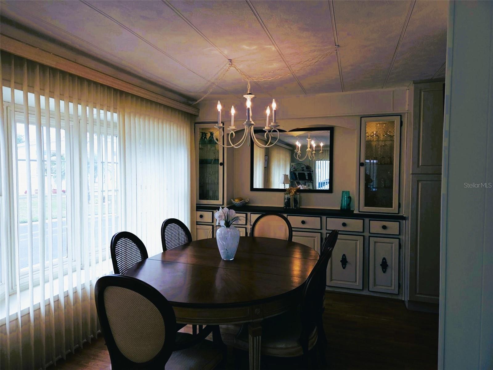 Image 13 of 55 For 3209 Oakwood Boulevard S