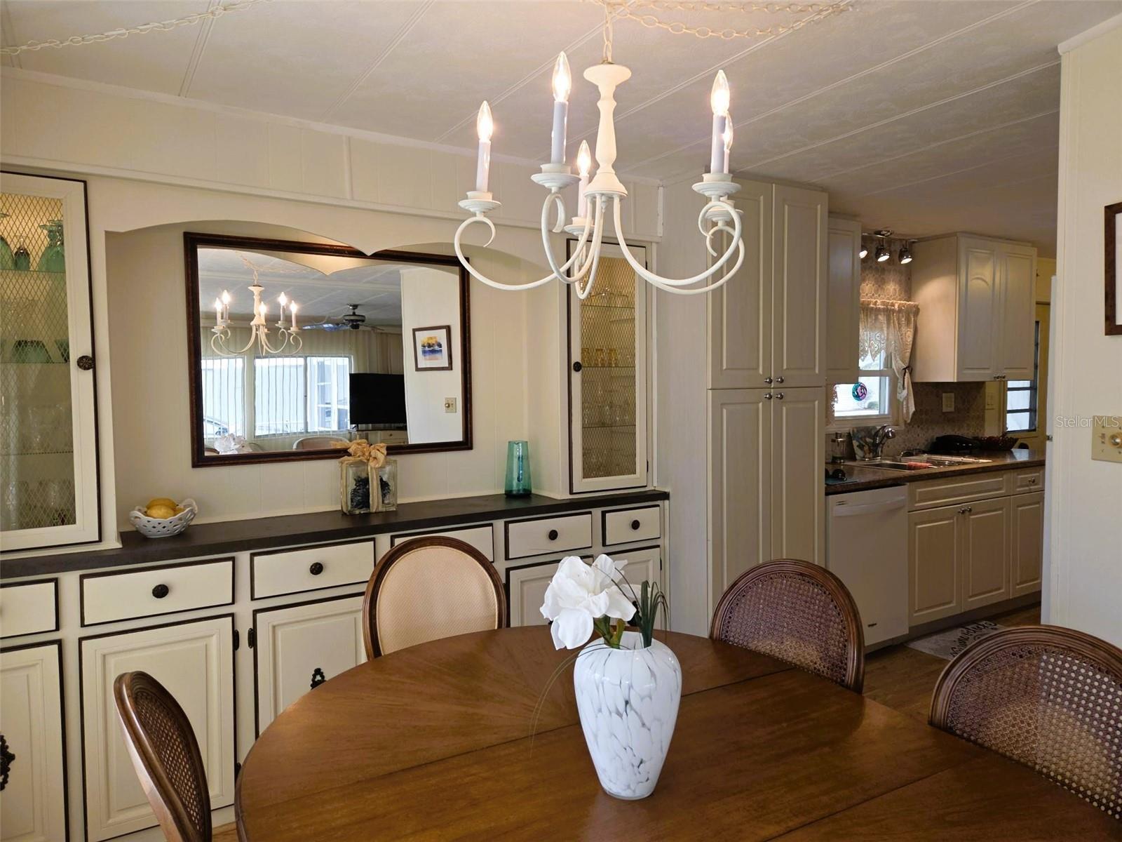 Image 16 of 55 For 3209 Oakwood Boulevard S