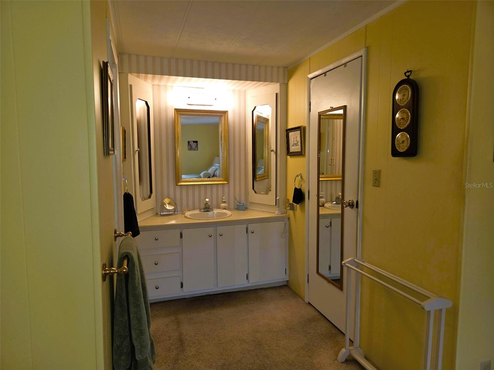 Image 28 of 55 For 3209 Oakwood Boulevard S