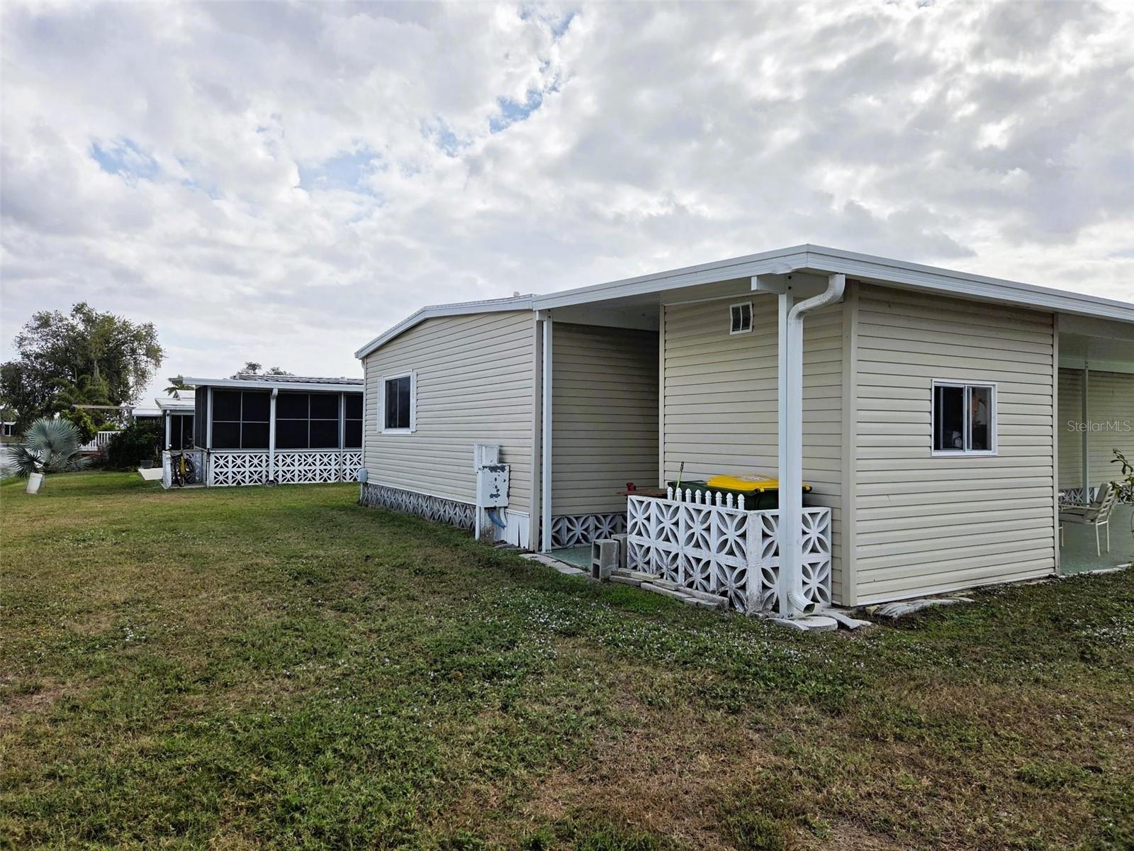 Image 7 of 55 For 3209 Oakwood Boulevard S