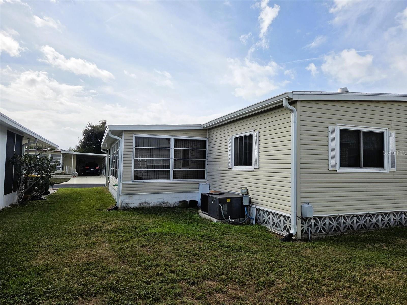 Image 8 of 55 For 3209 Oakwood Boulevard S