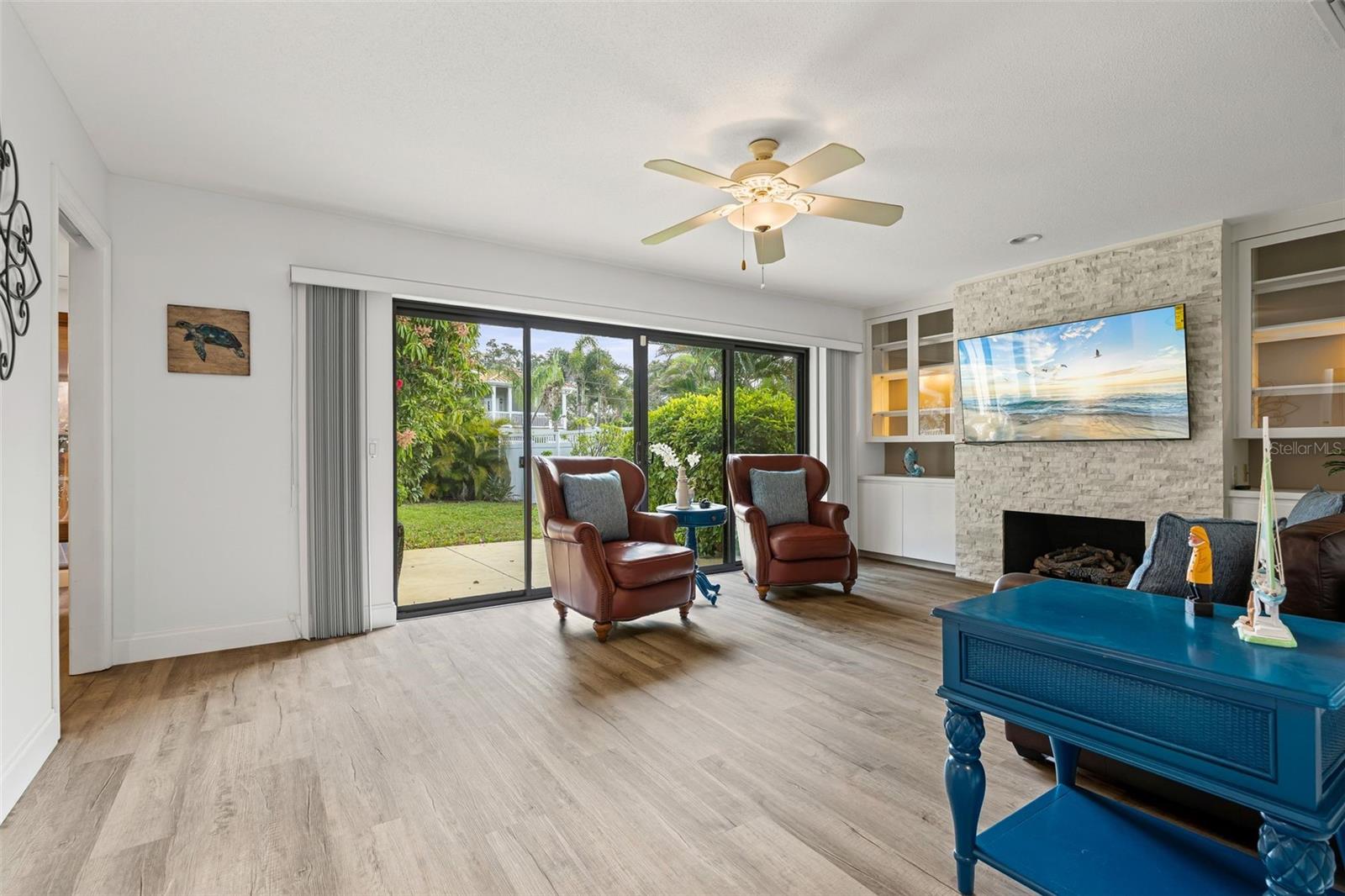 Image 15 of 32 For 7215 Westmoreland Drive