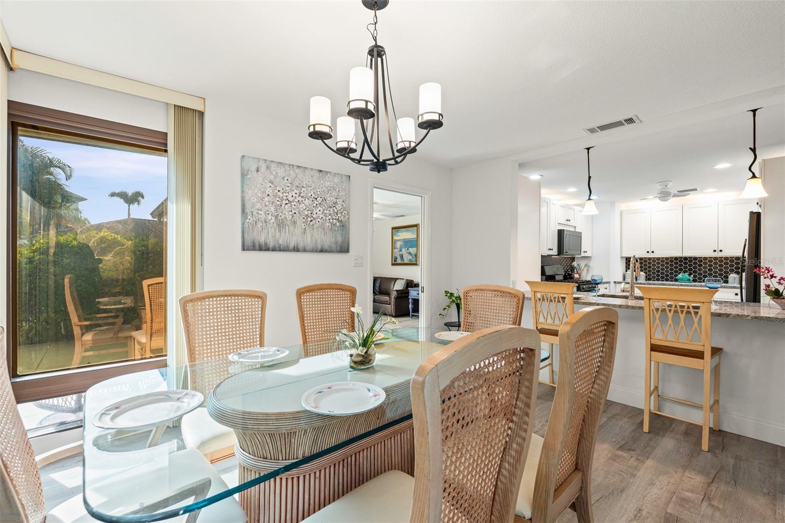 Image 17 of 32 For 7215 Westmoreland Drive