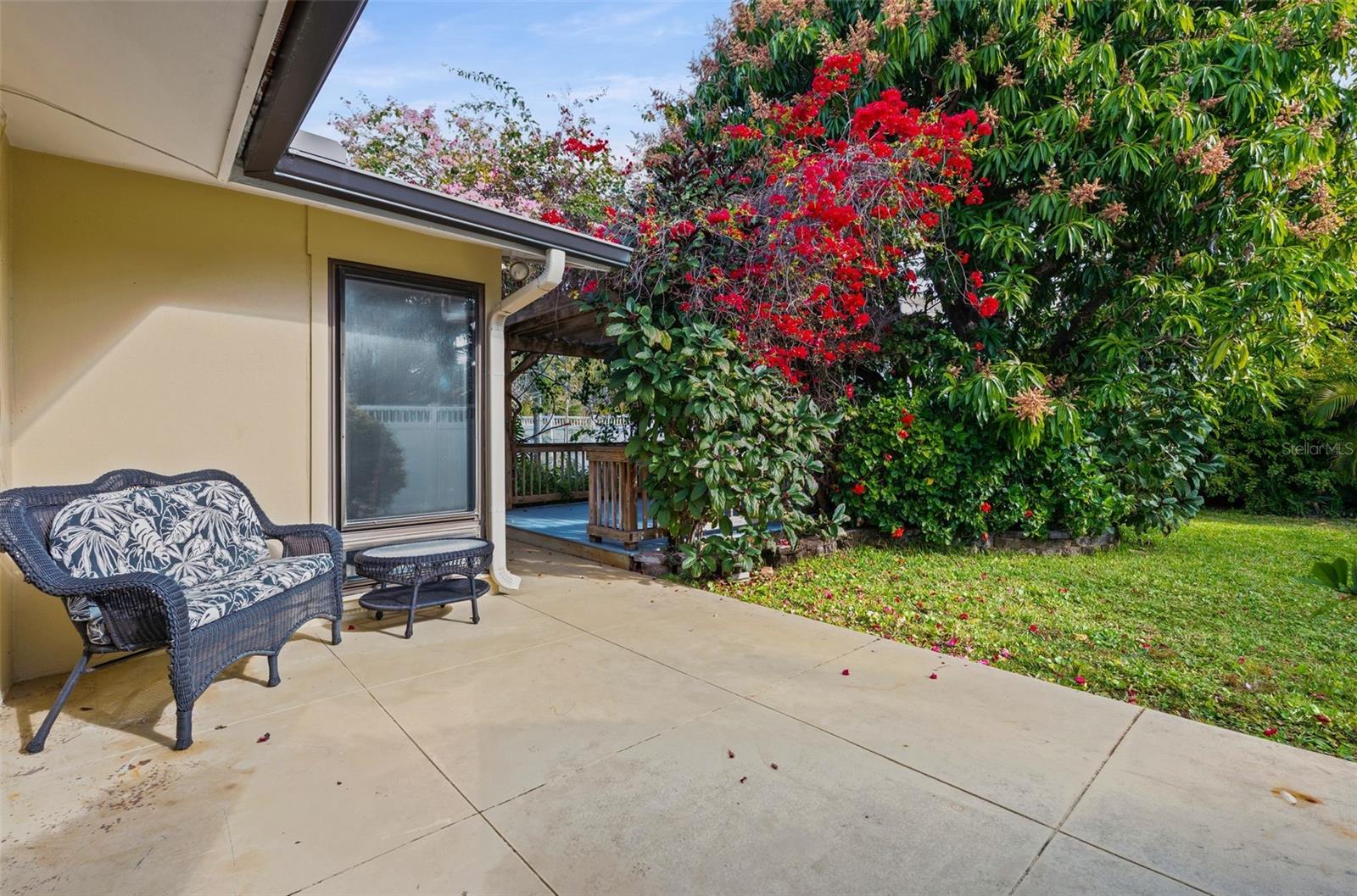 Image 28 of 32 For 7215 Westmoreland Drive