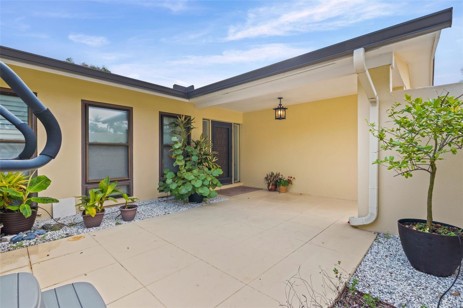 Image 5 of 32 For 7215 Westmoreland Drive