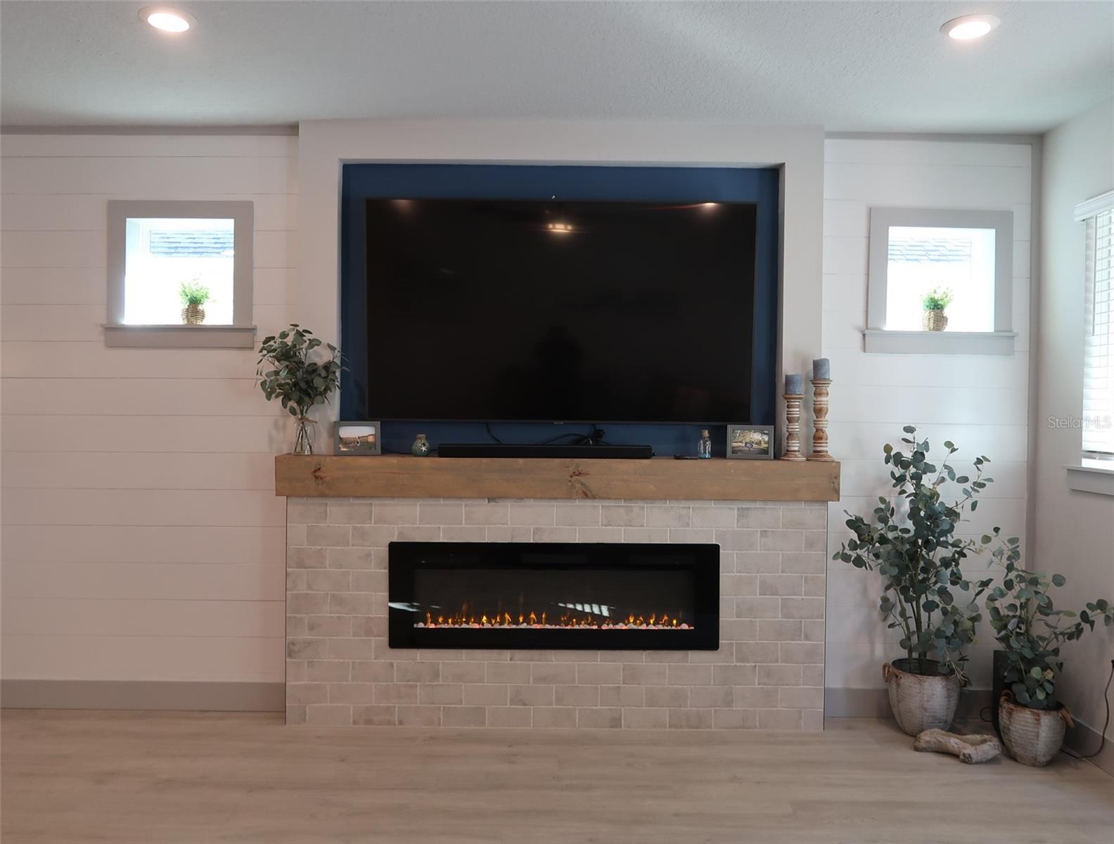 Image 9 of 18 For 2555 Fireflag Lane