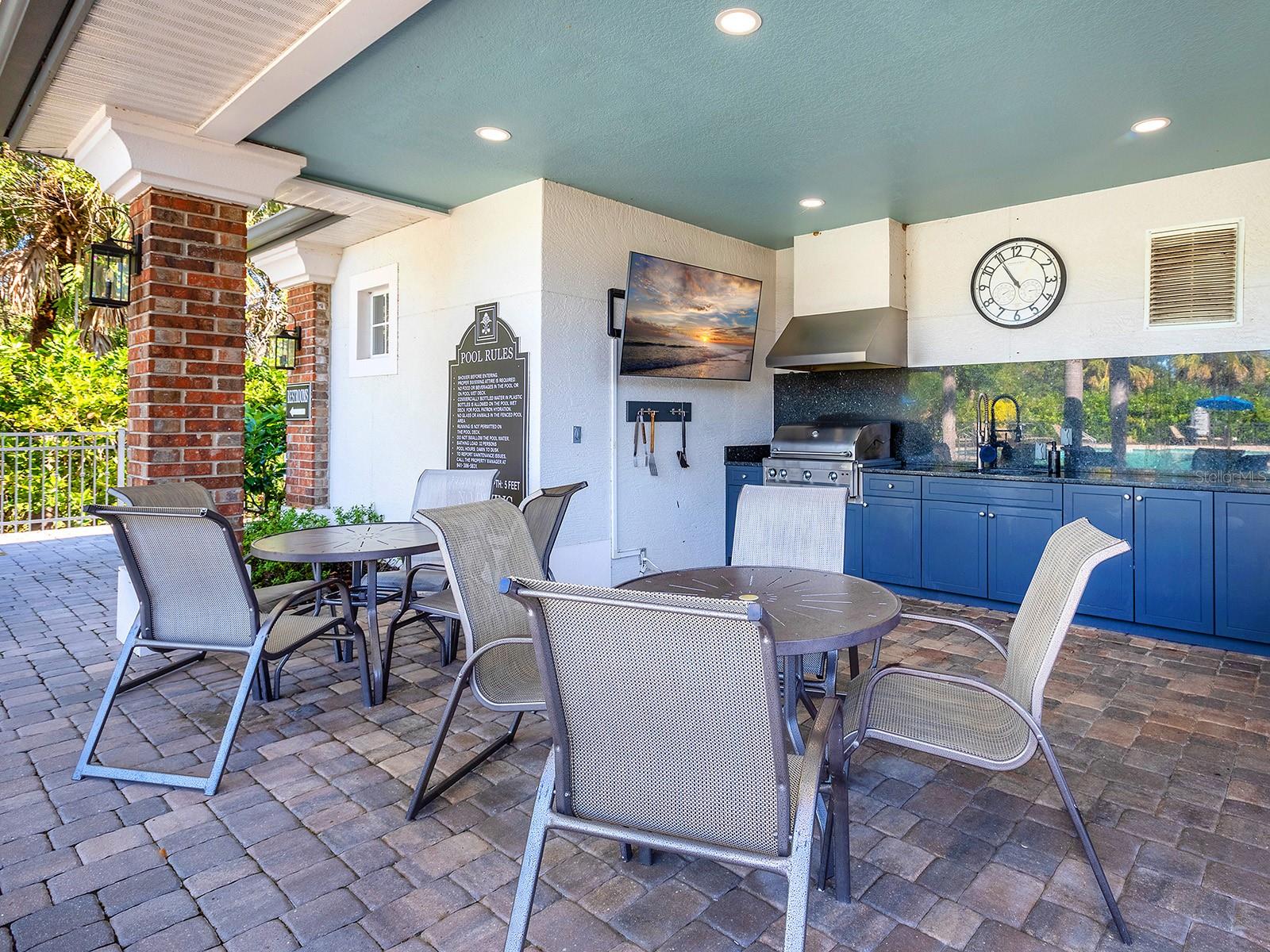 Image 42 of 53 For 8318 Planters Knoll Terrace