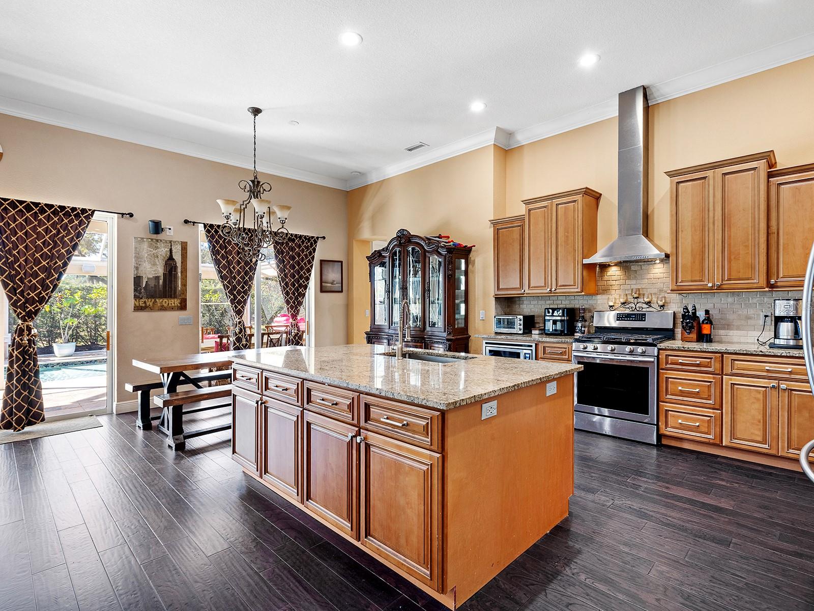 Image 5 of 53 For 8318 Planters Knoll Terrace