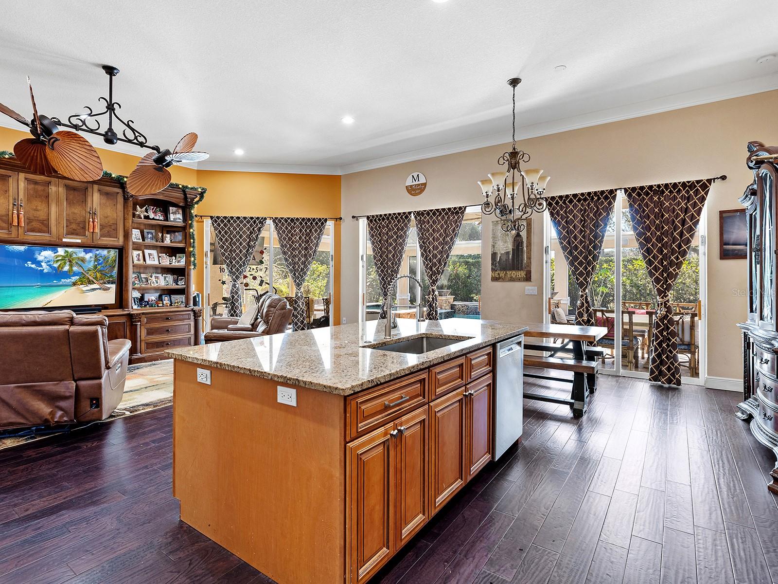 Image 6 of 53 For 8318 Planters Knoll Terrace