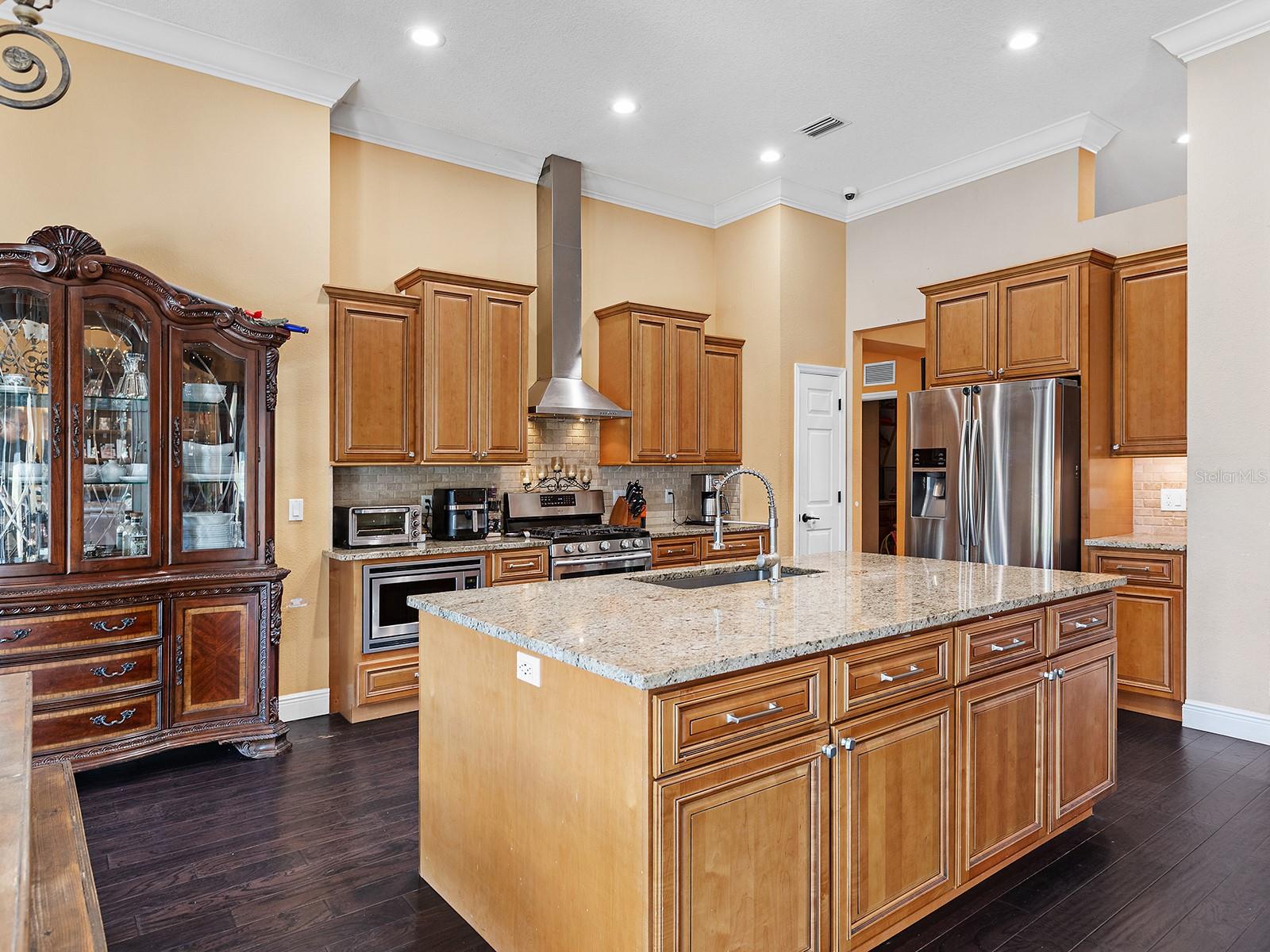 Image 7 of 53 For 8318 Planters Knoll Terrace