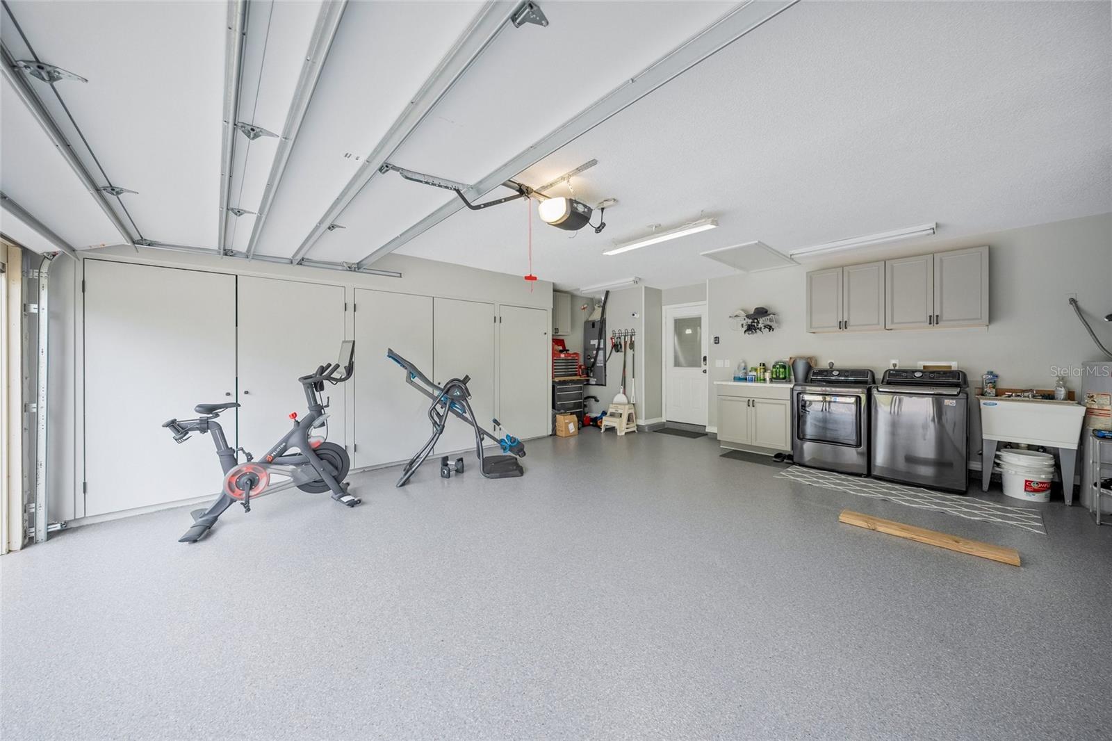 Image 38 of 43 For 8465 Cypress Lake Circle