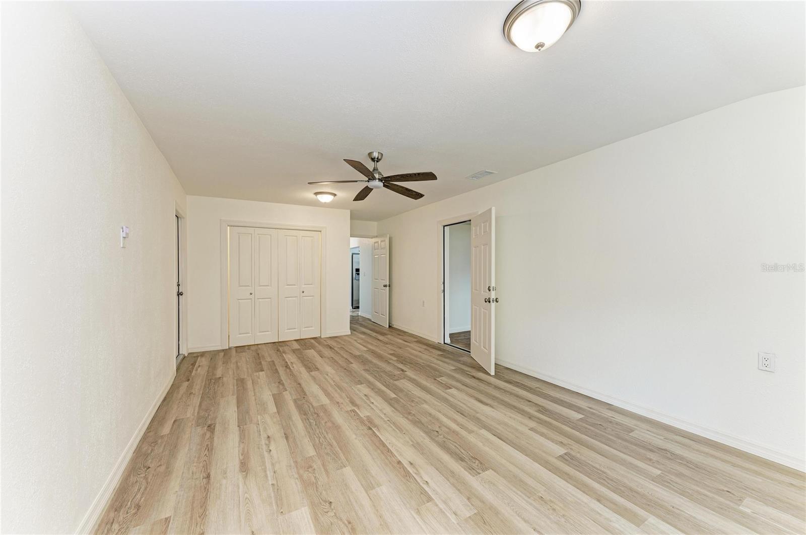 Image 27 of 39 For 7008 12th Avenue Nw