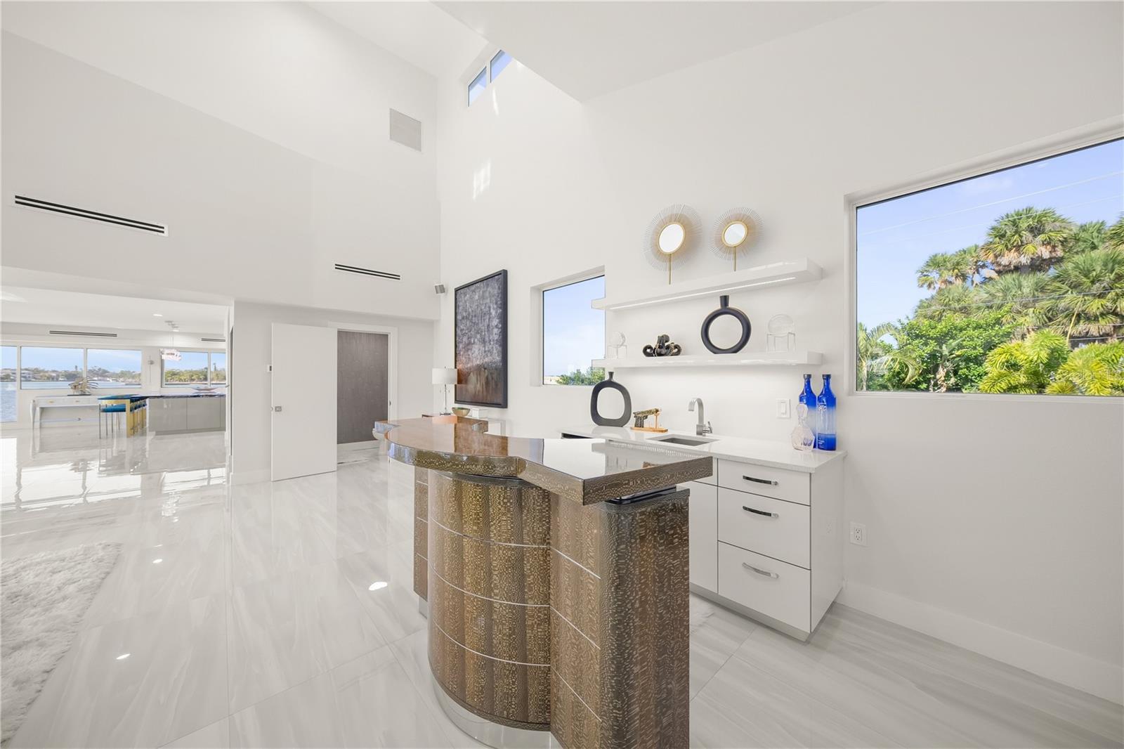 Image 11 of 62 For 1400 Siesta Drive