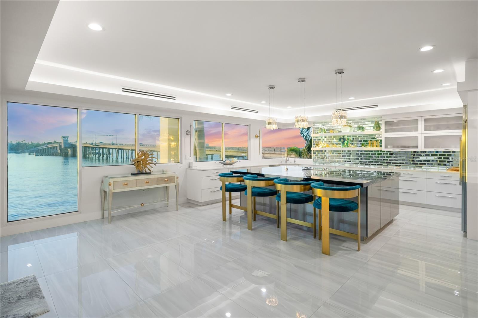 Image 15 of 62 For 1400 Siesta Drive