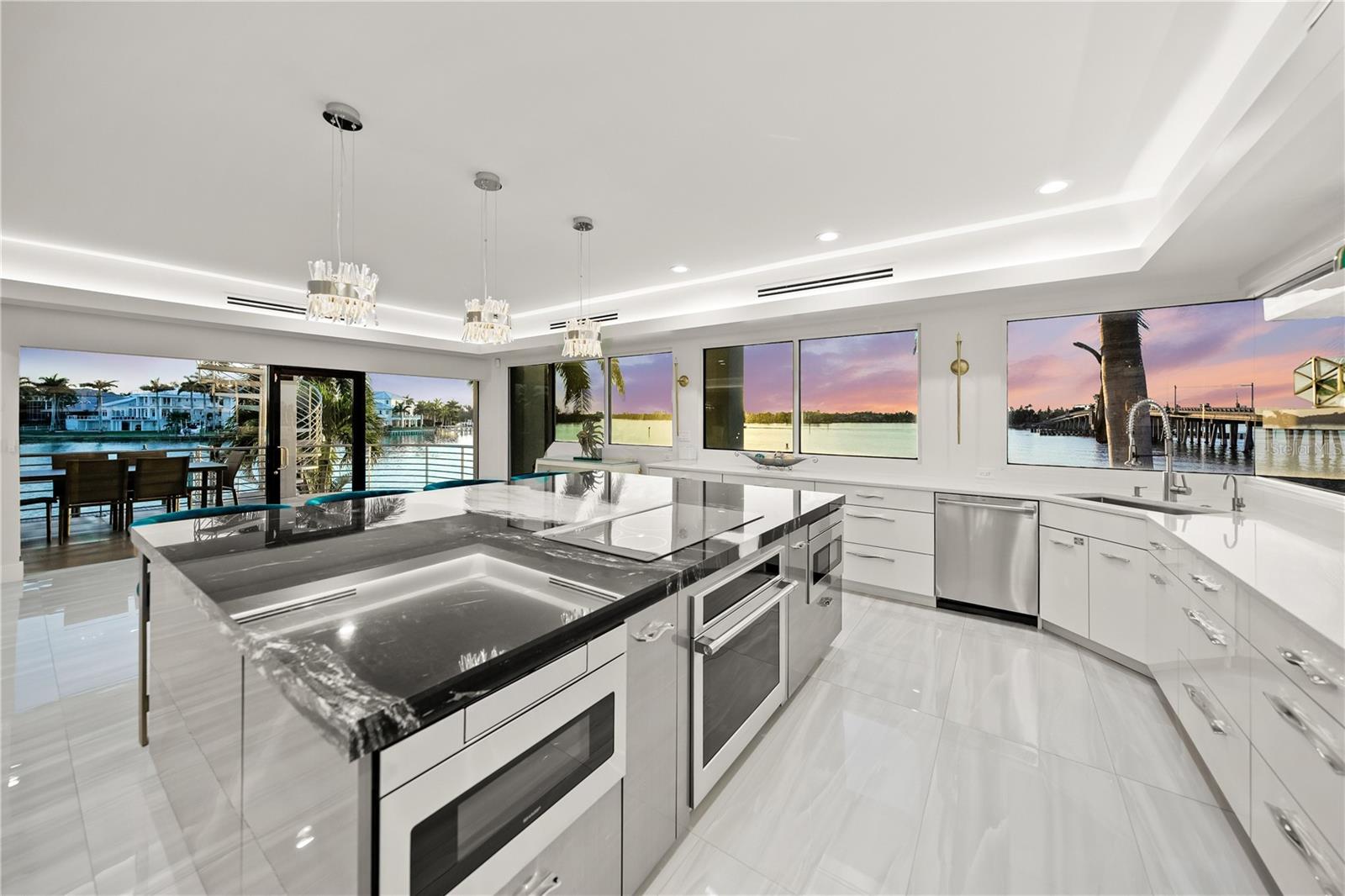 Image 18 of 62 For 1400 Siesta Drive