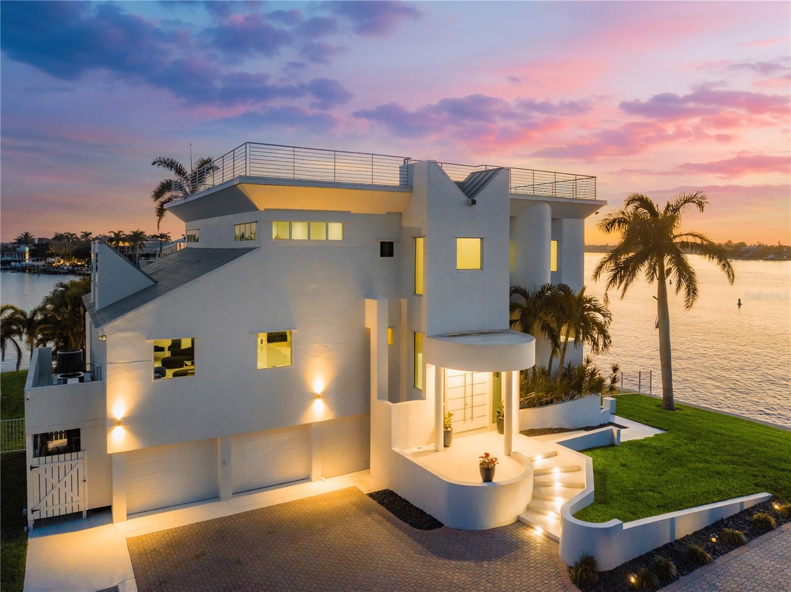 Image 2 of 62 For 1400 Siesta Drive