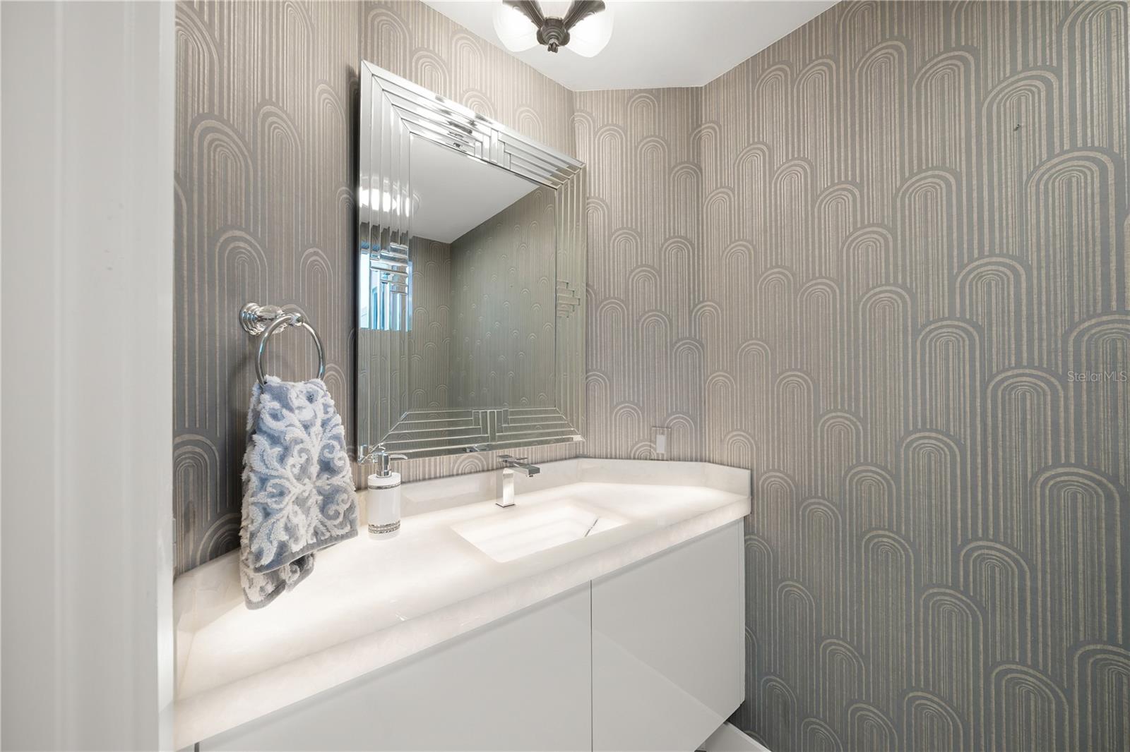 Image 20 of 62 For 1400 Siesta Drive