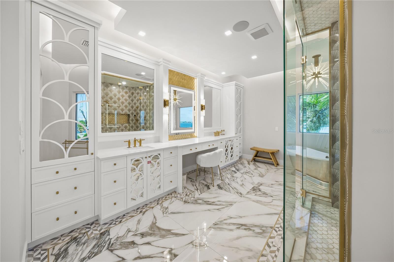 Image 30 of 62 For 1400 Siesta Drive