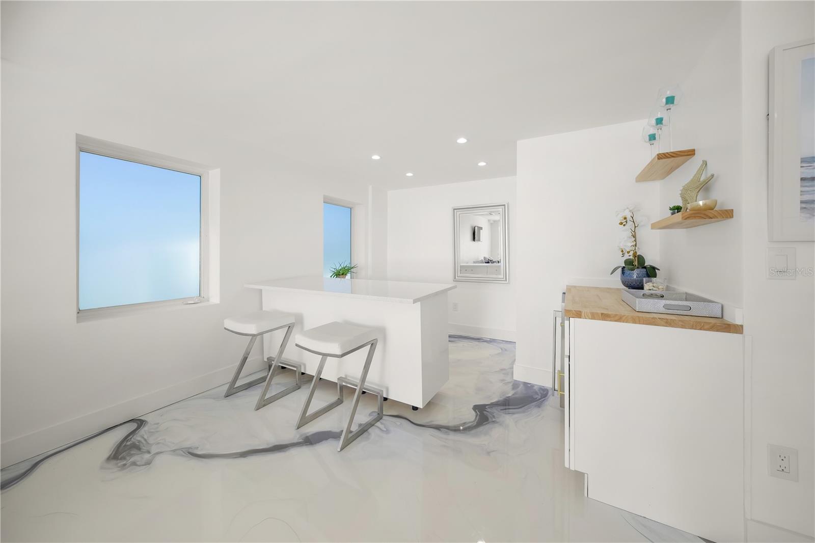 Image 38 of 62 For 1400 Siesta Drive