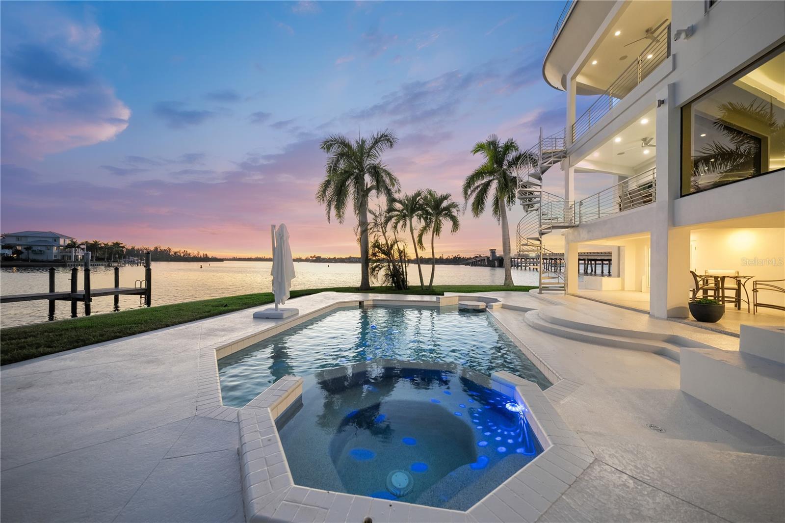 Image 47 of 62 For 1400 Siesta Drive