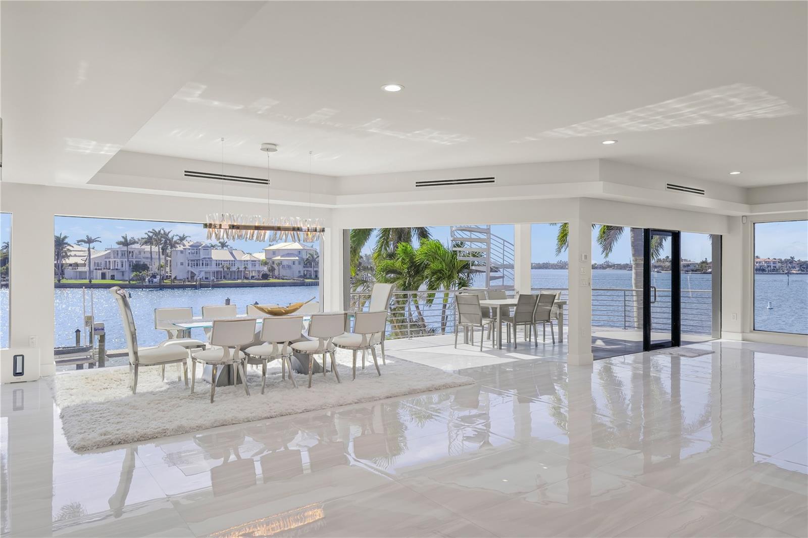 Image 6 of 62 For 1400 Siesta Drive