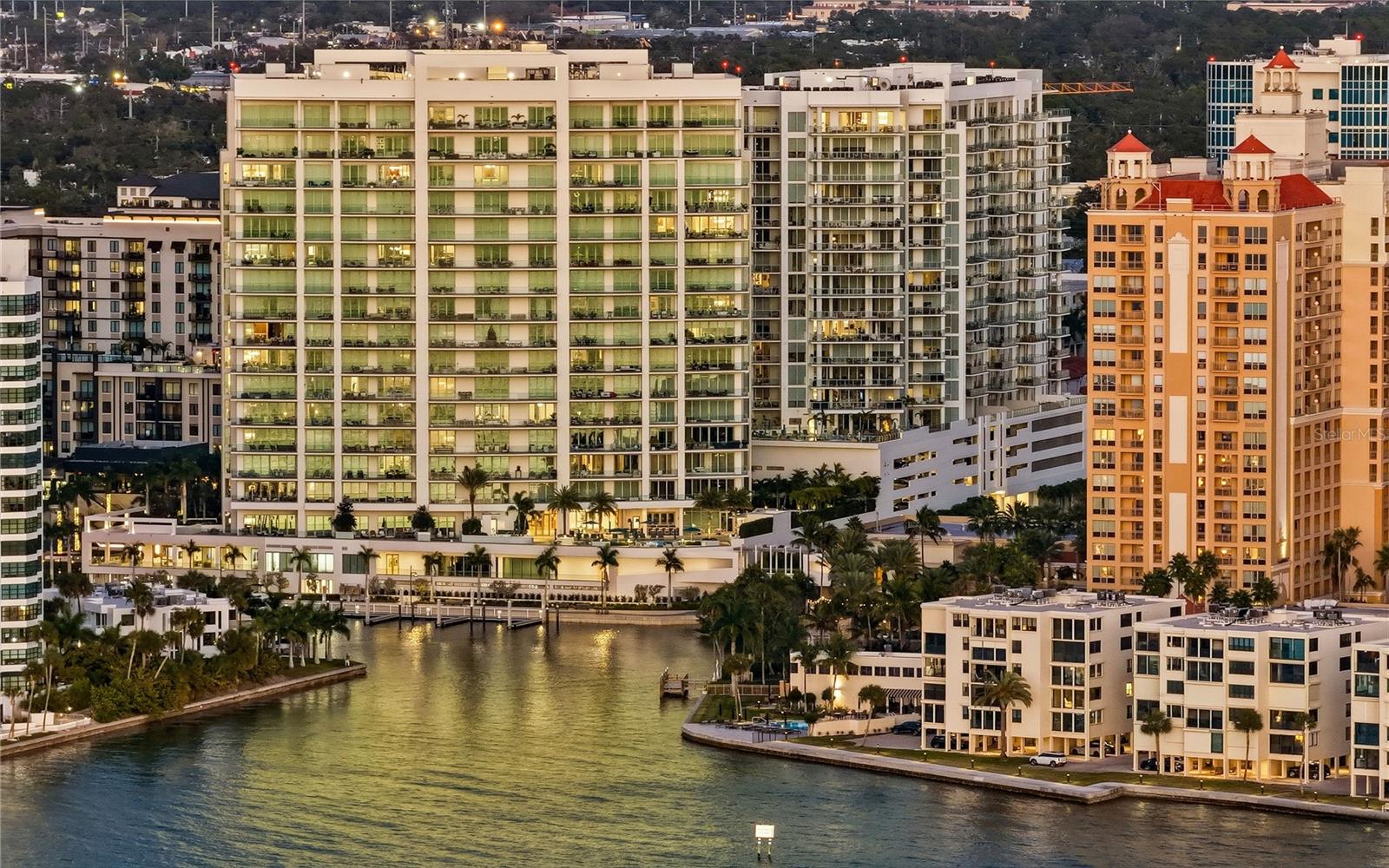 Image 3 of 56 For 401 Quay 1501