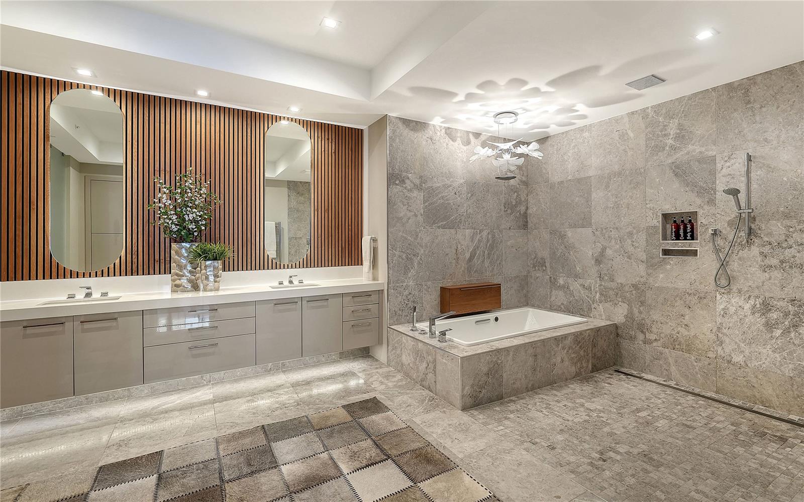 Image 32 of 56 For 401 Quay 1501