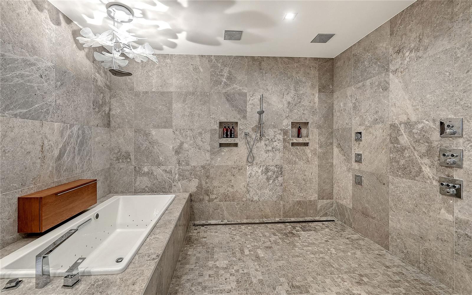 Image 33 of 56 For 401 Quay 1501