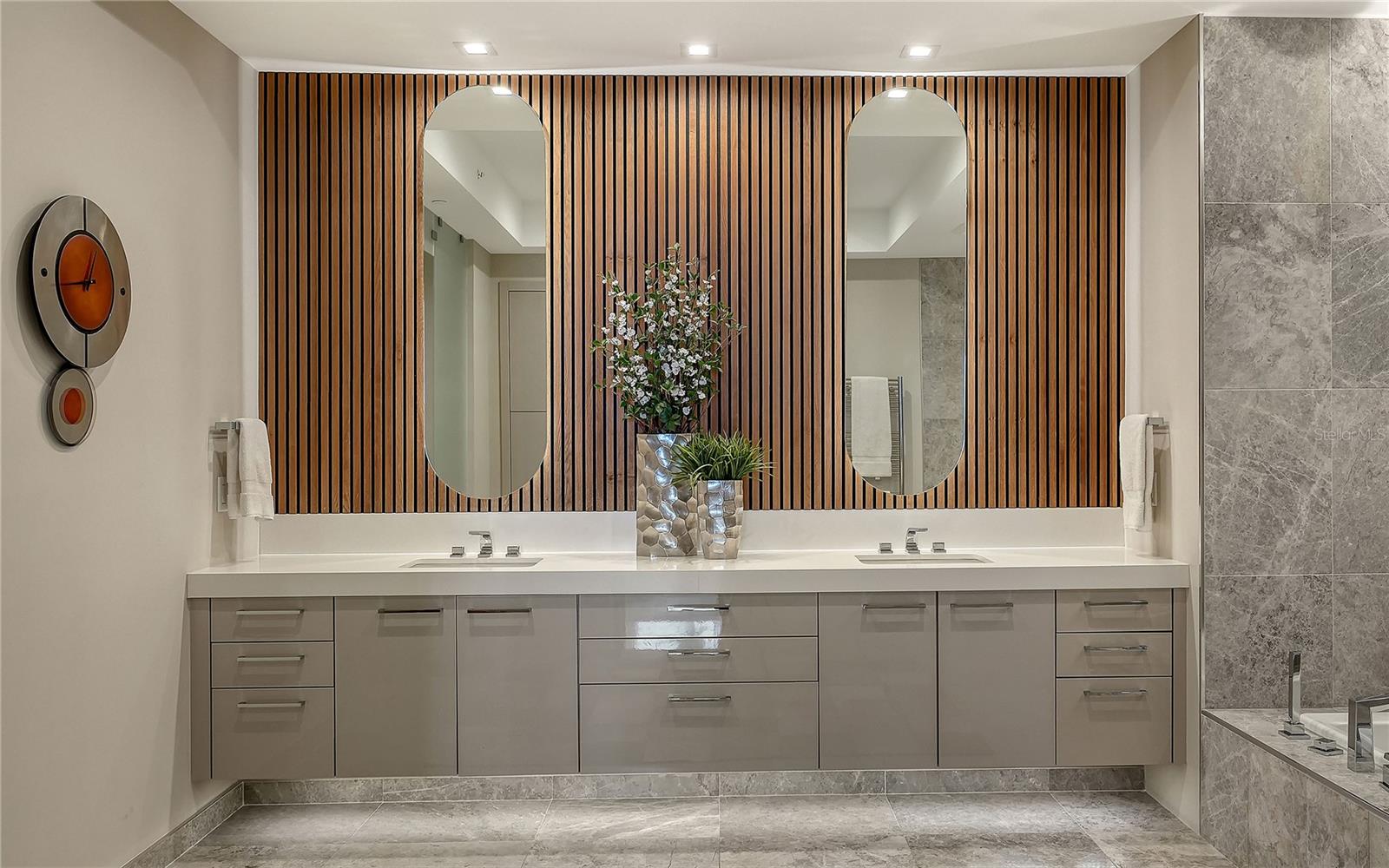 Image 35 of 56 For 401 Quay 1501