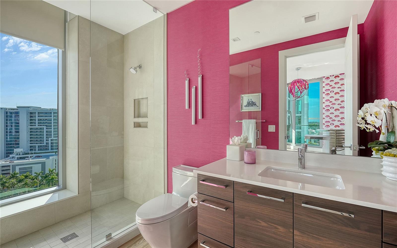 Image 39 of 56 For 401 Quay 1501