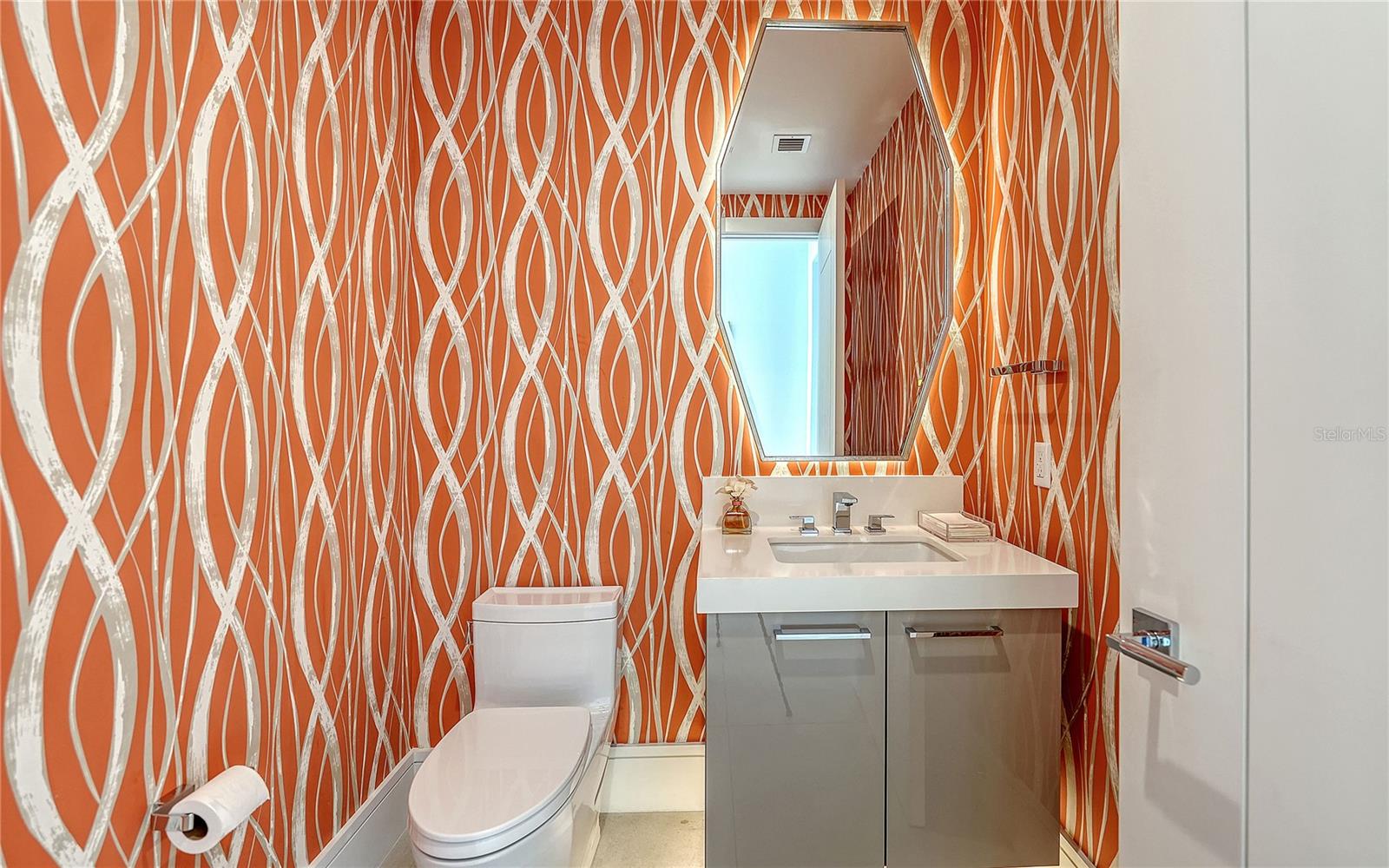 Image 43 of 56 For 401 Quay 1501