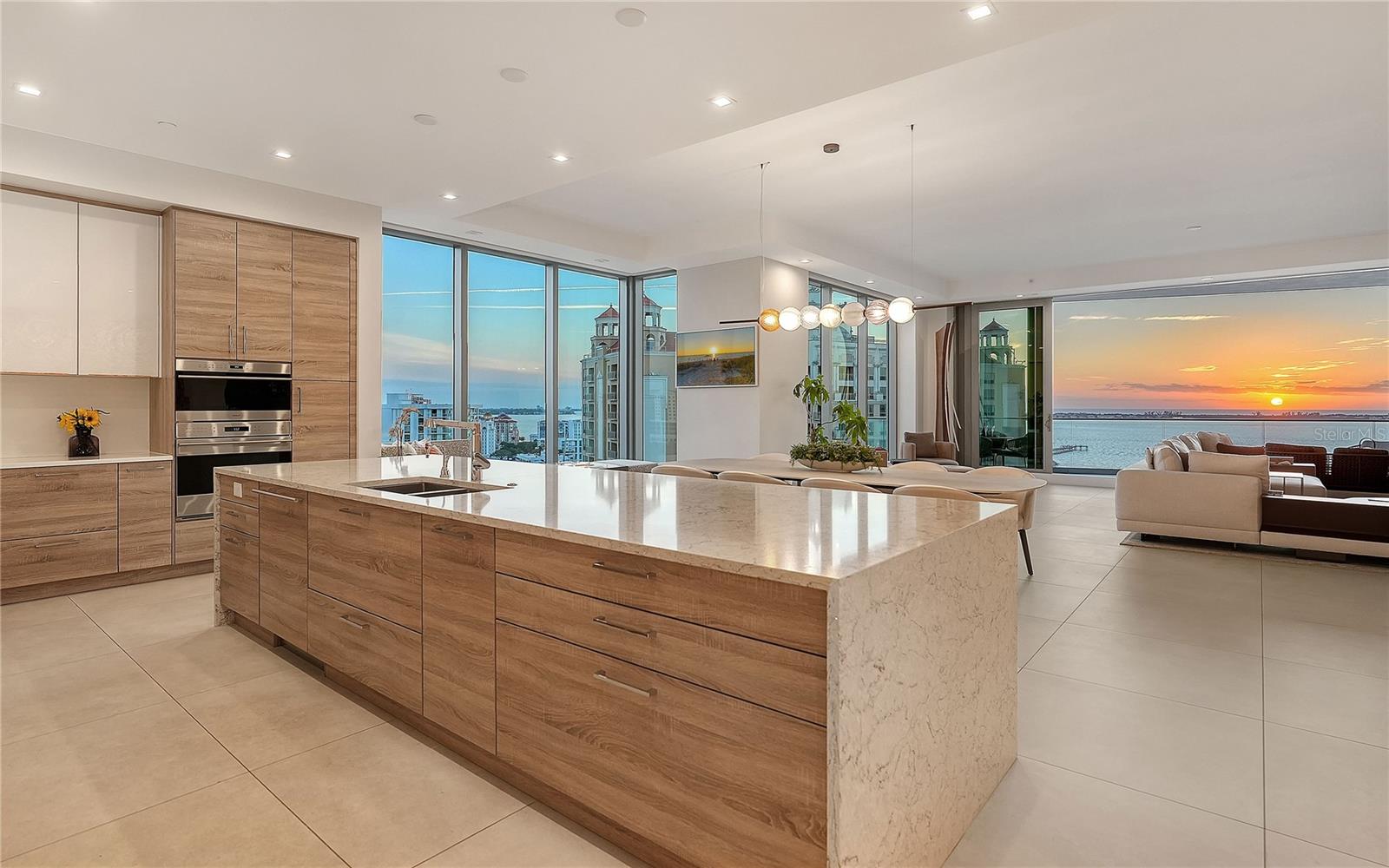 Image 9 of 56 For 401 Quay 1501