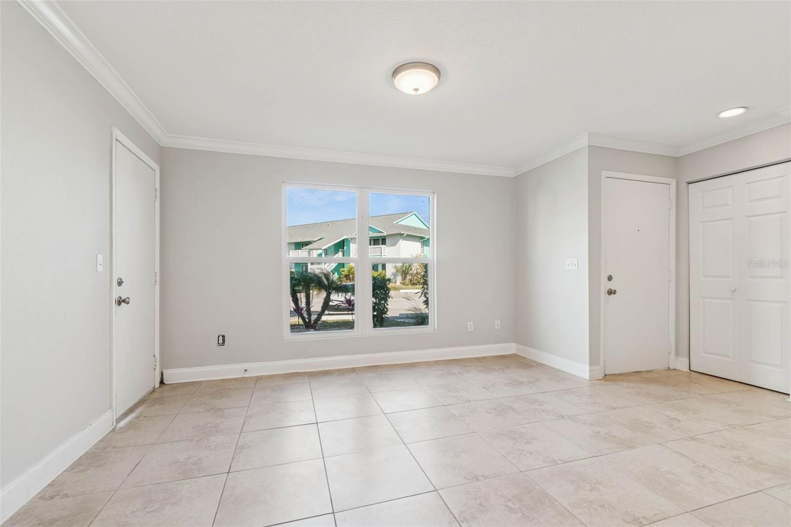 Image 12 of 61 For 455 Alt 19 S 225