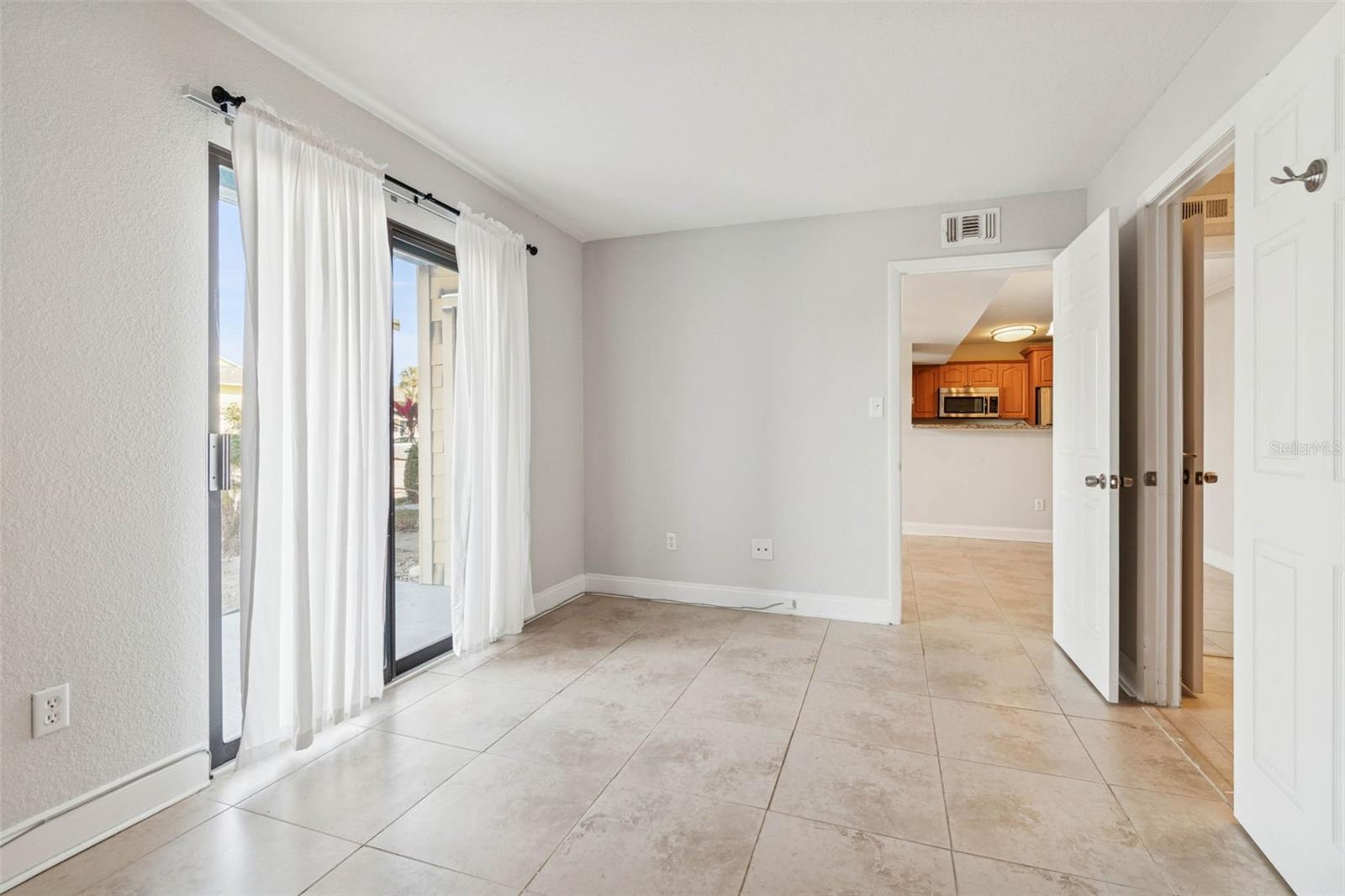 Image 20 of 61 For 455 Alt 19 S 225