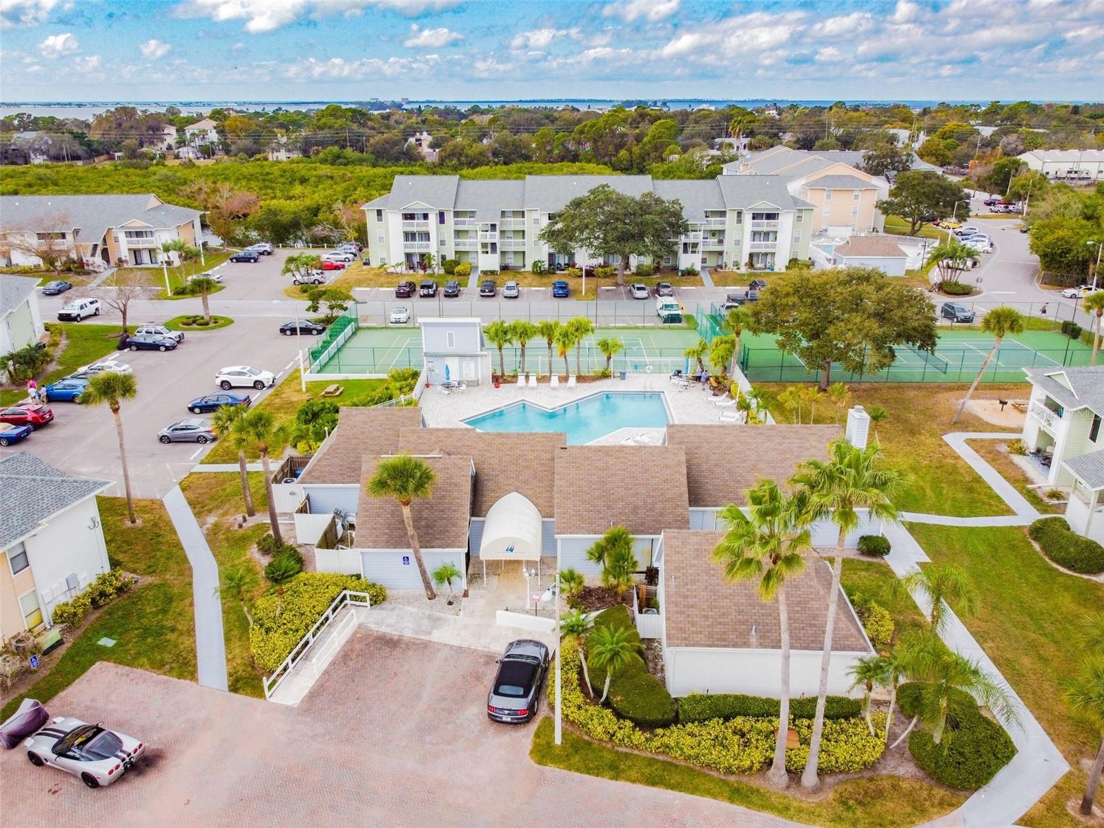 Image 48 of 61 For 455 Alt 19 S 225