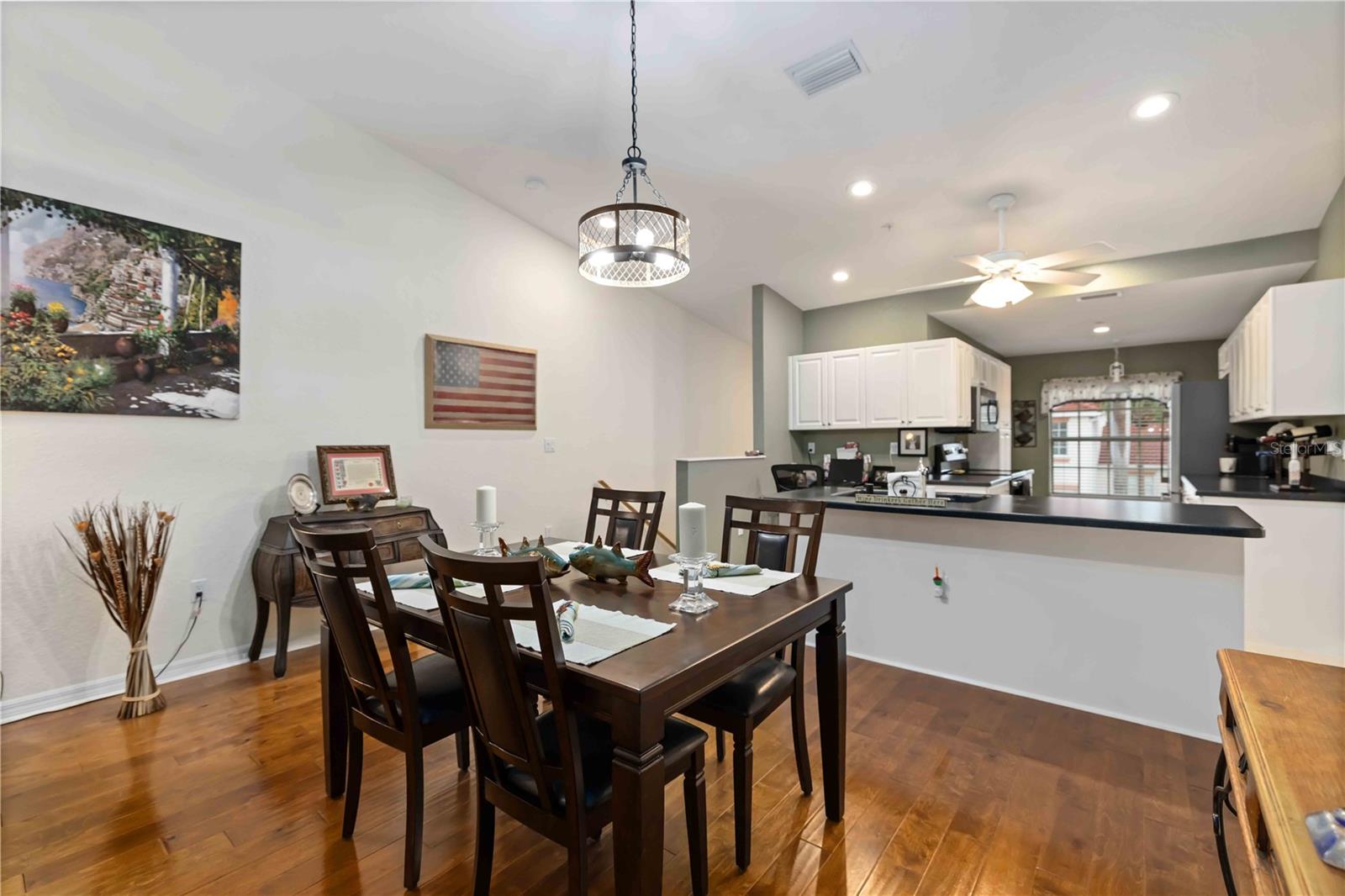 Image 11 of 32 For 7532 Marsh Orchid Circle 8-201