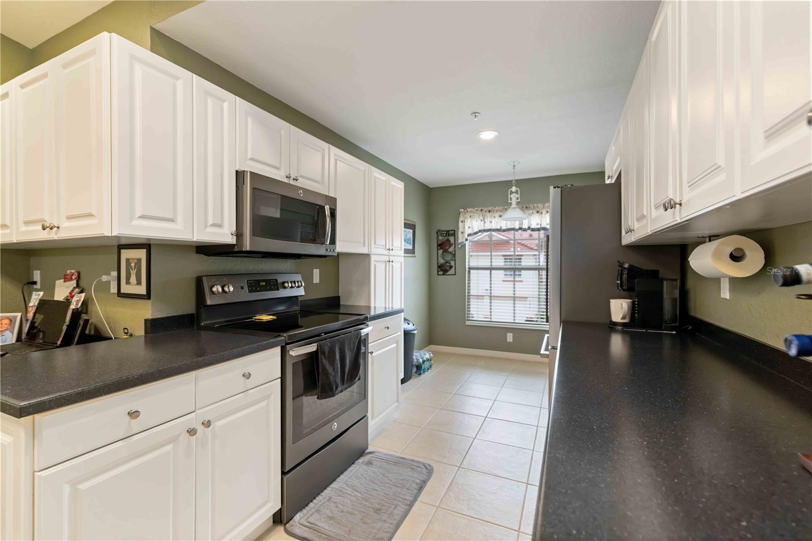 Image 17 of 32 For 7532 Marsh Orchid Circle 8-201