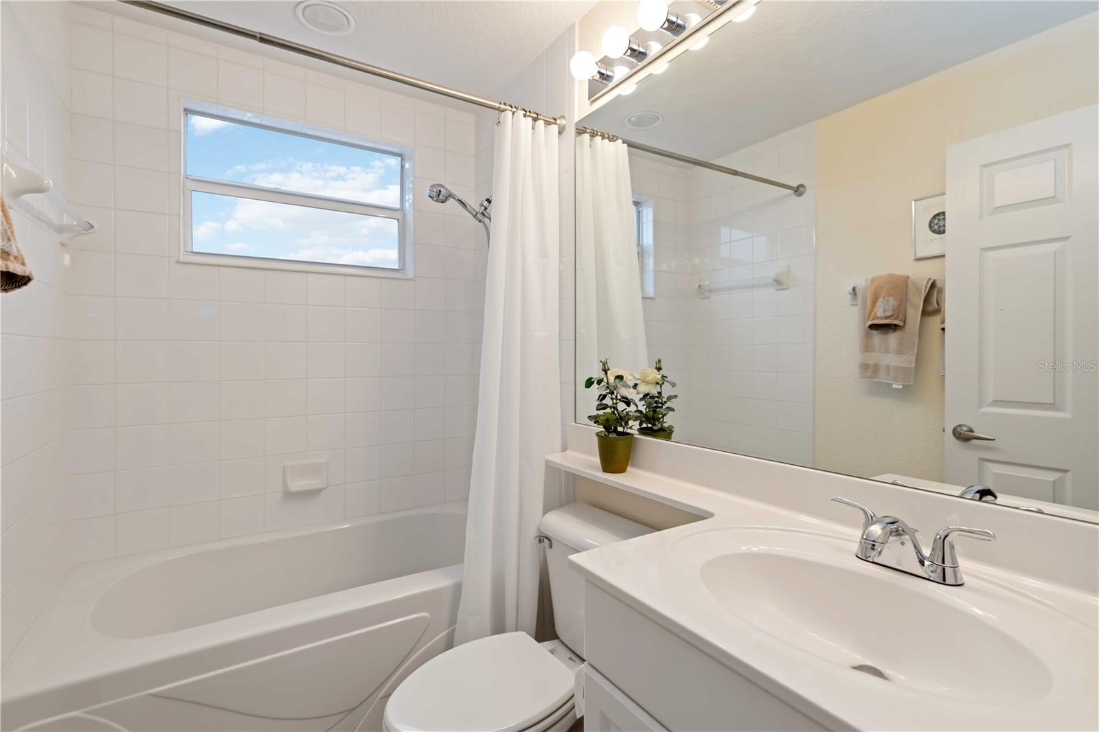 Image 27 of 32 For 7532 Marsh Orchid Circle 8-201