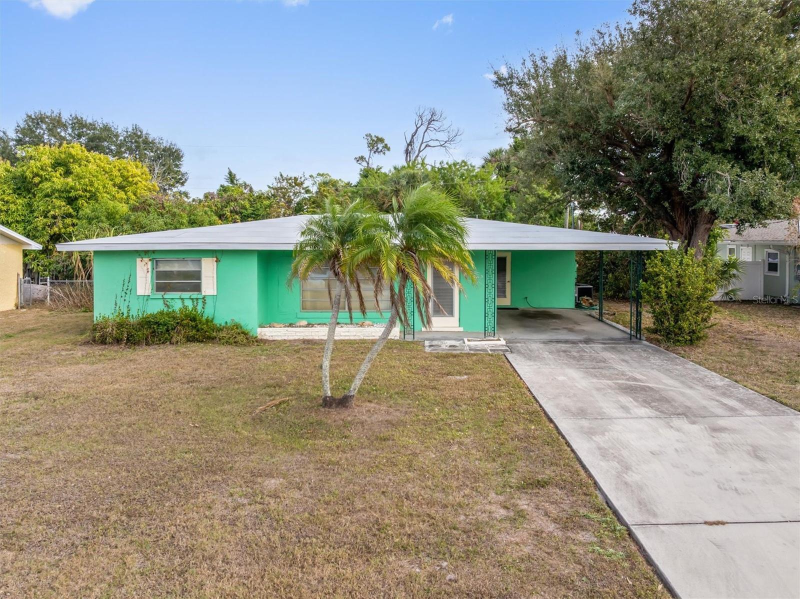 Image 31 of 41 For 565 Reading Street Nw