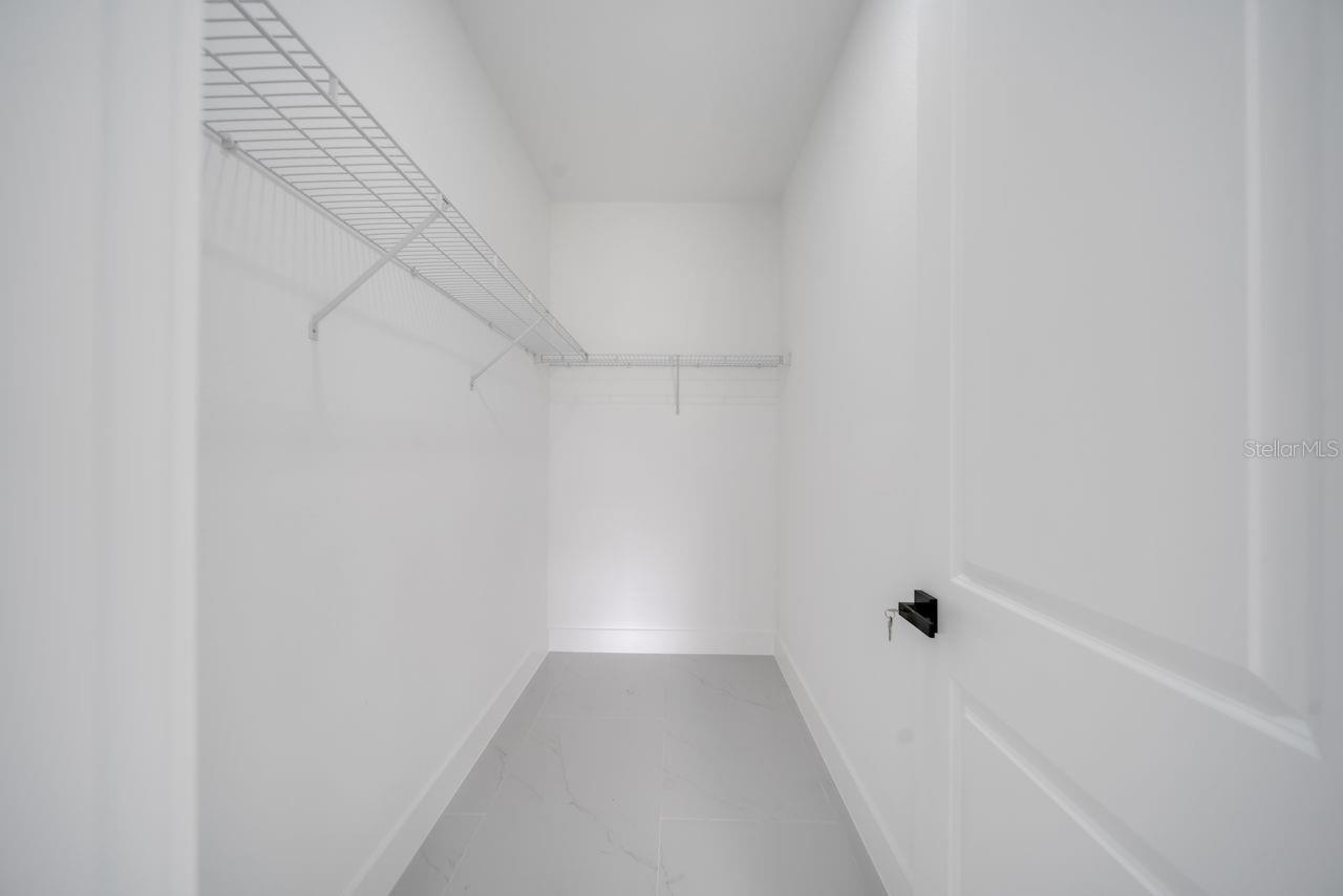 Image 10 of 33 For 803 Desoto Avenue