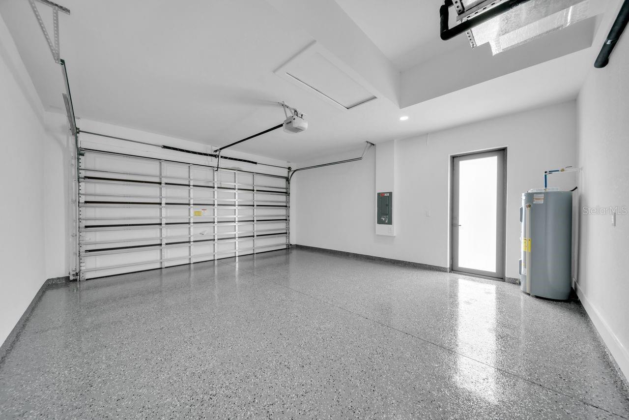 Image 22 of 33 For 803 Desoto Avenue