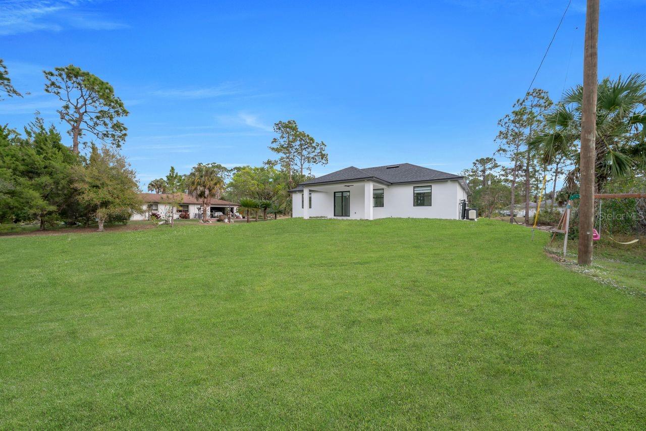 Image 25 of 33 For 803 Desoto Avenue