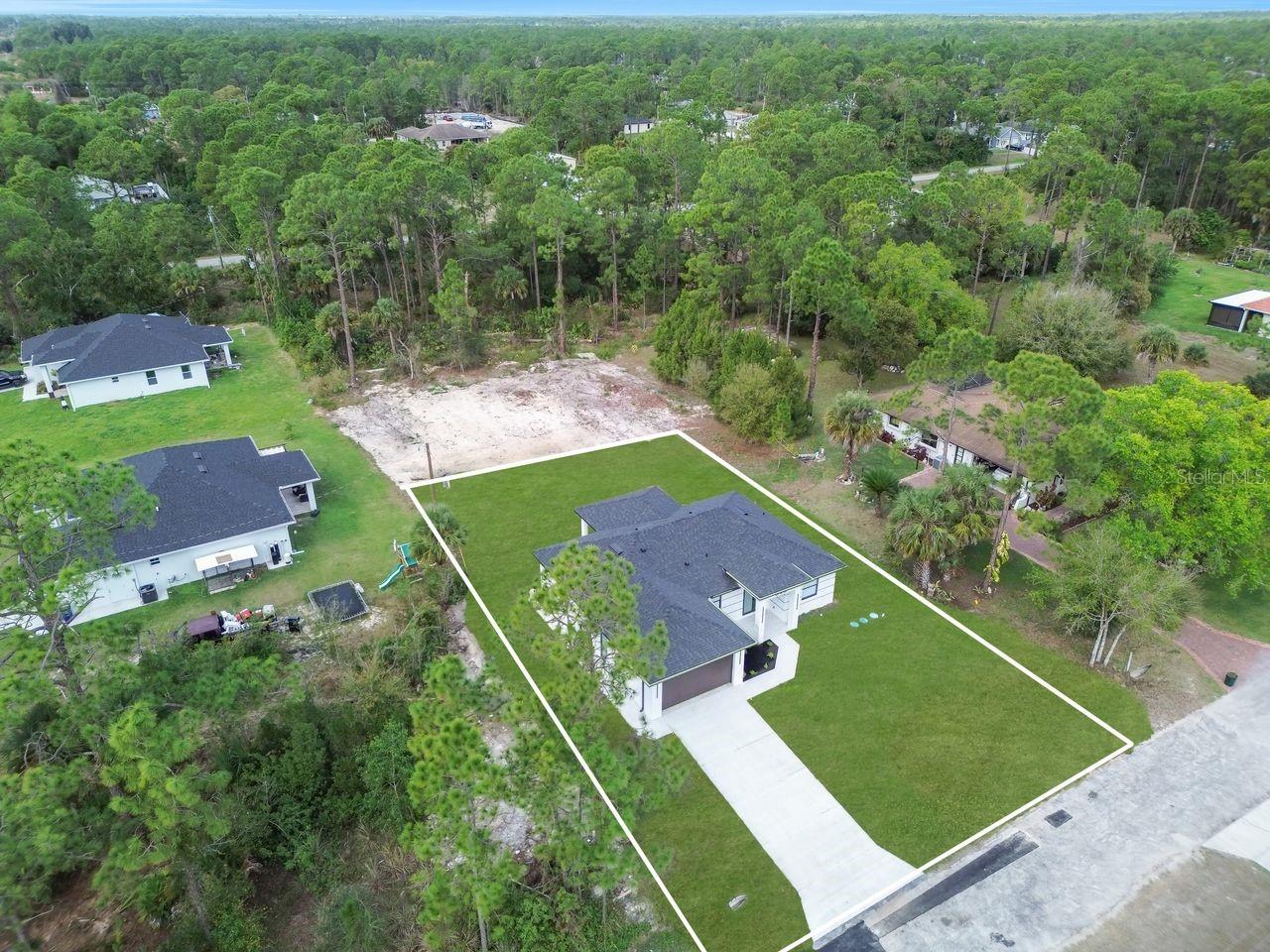 Image 29 of 33 For 803 Desoto Avenue